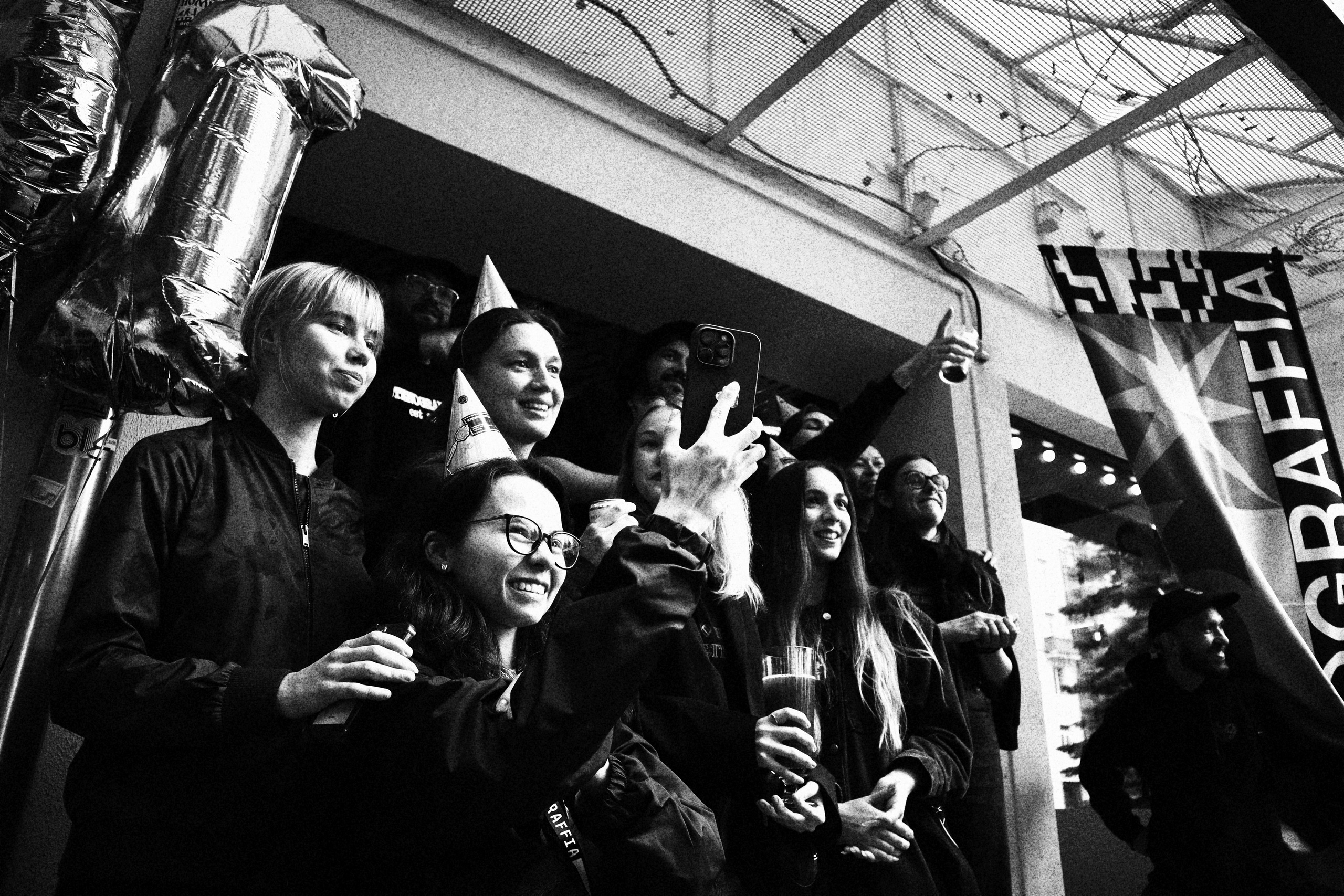 STENOGRAFFIA / Бар «Нельсон Совин». Уральское создание