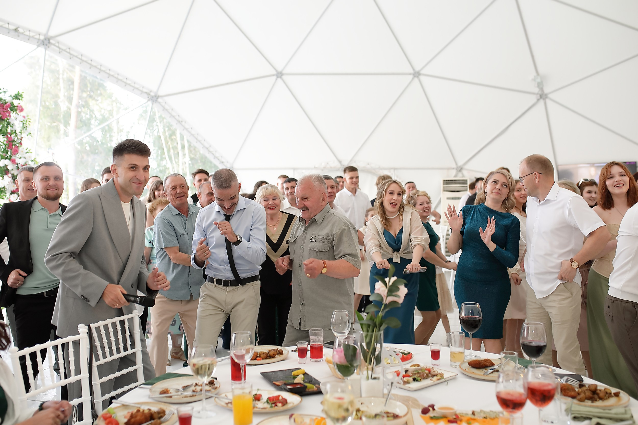 Свадебный фотограф и видеограф Екатеринбург. Свадебный и семейный фотограф и видеограф в Екатеринбурге Полянские Тимур и Анастасия