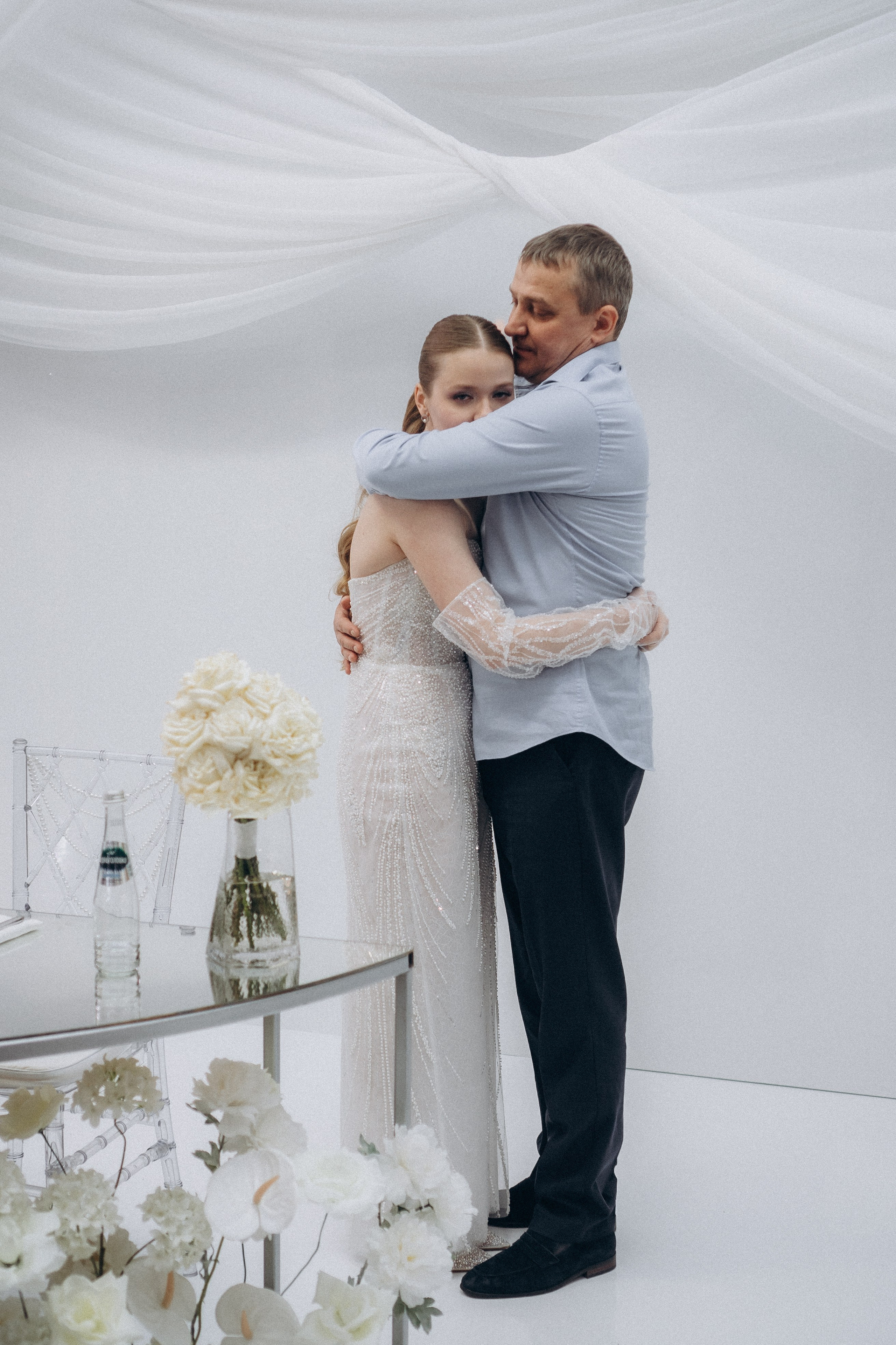 СВАДЕБНАЯ СЬЕМКА СБОРОВ В ОТЕЛЕ И ВЫЕЗД НА ЦЕРЕМОНИЮ (СНЯТО В СИБИРЕ В НИЖНЕВАРТОВСКЕ). Профессиональный фотограф, Санкт-Петербург — Виктория Богомолова