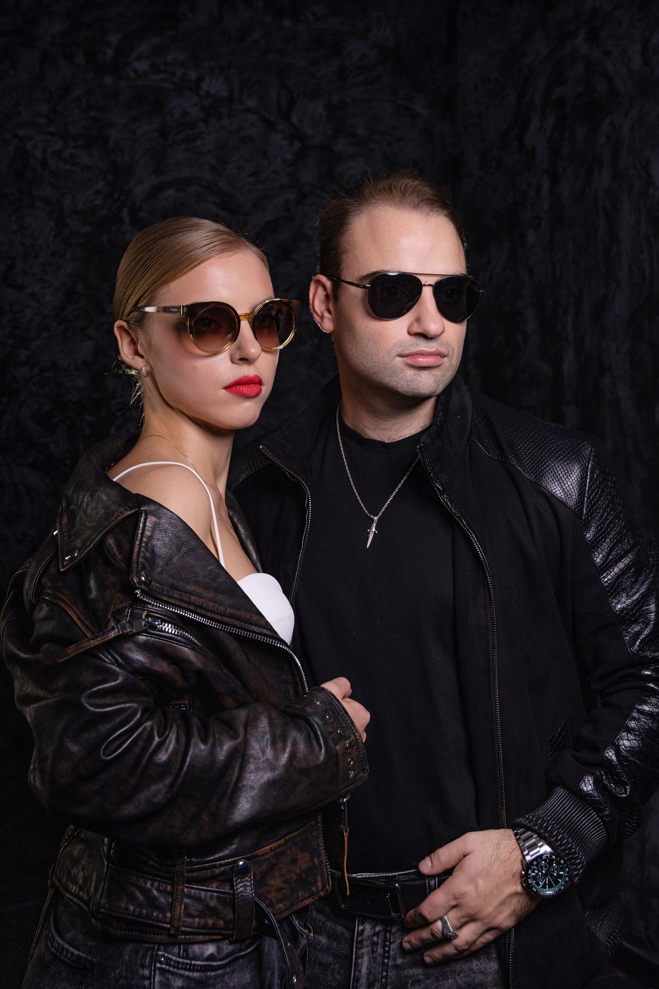 Портретная фотостудия ЛукБук. Фото на документы в Зеленограде. Фото на паспорт. Деловой портрет. Семейный портрет. Фото на документы в Зеленограде. Фото на паспорт. Портретная фотостудия ЛукБук. Деловой портрет. Семейный портрет. Предметная фотосъемка