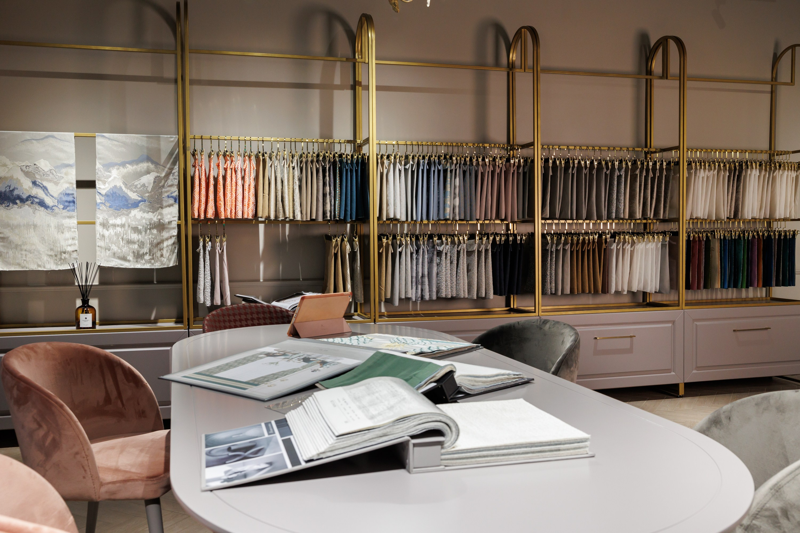 Интерьеры и выставки. Фотограф Сергей Лукьянов @xapeton_photo Москва