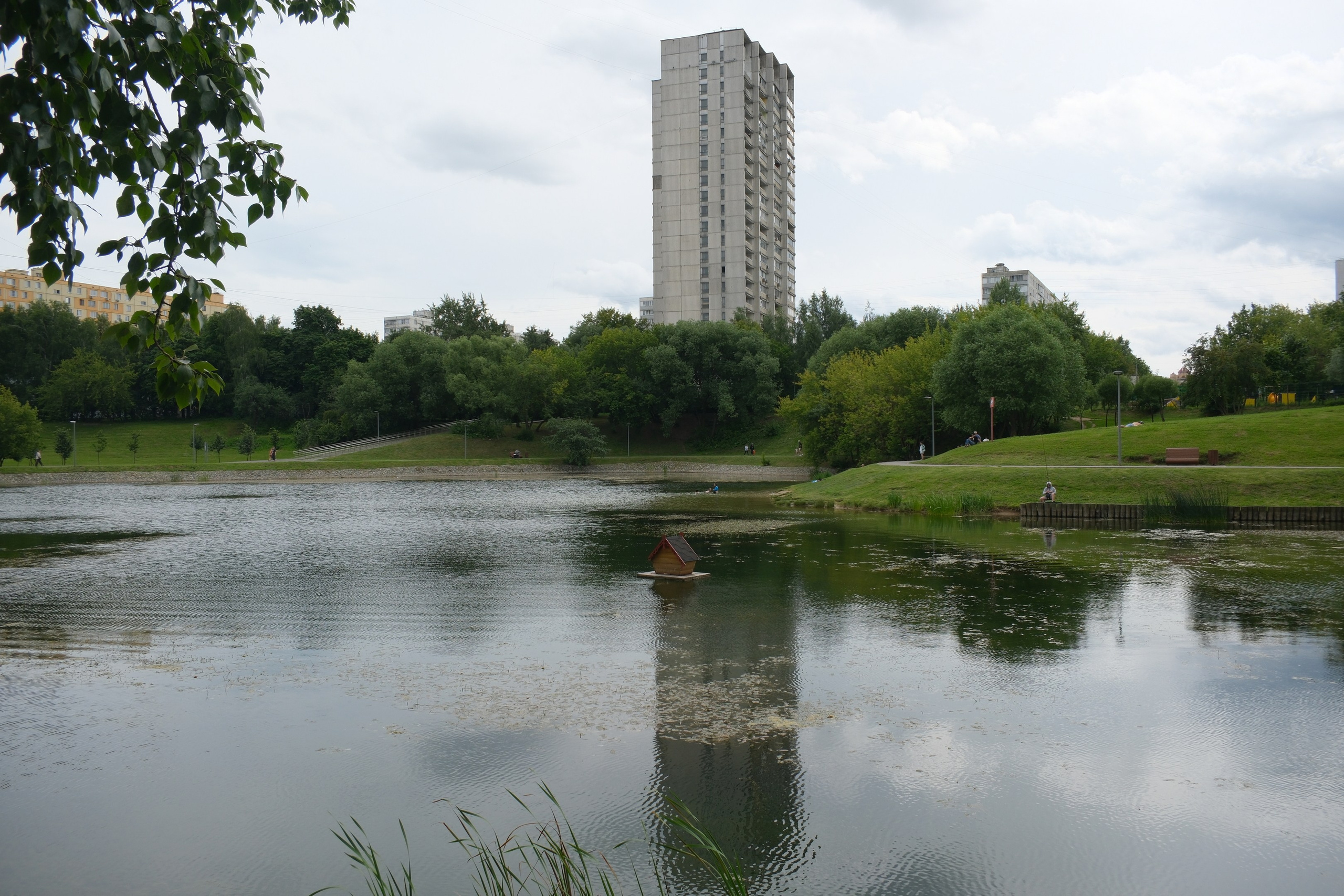 Прогулка на Каскадные пруды в Чертаново 06.07.2025. Улица, люди, жизнь…