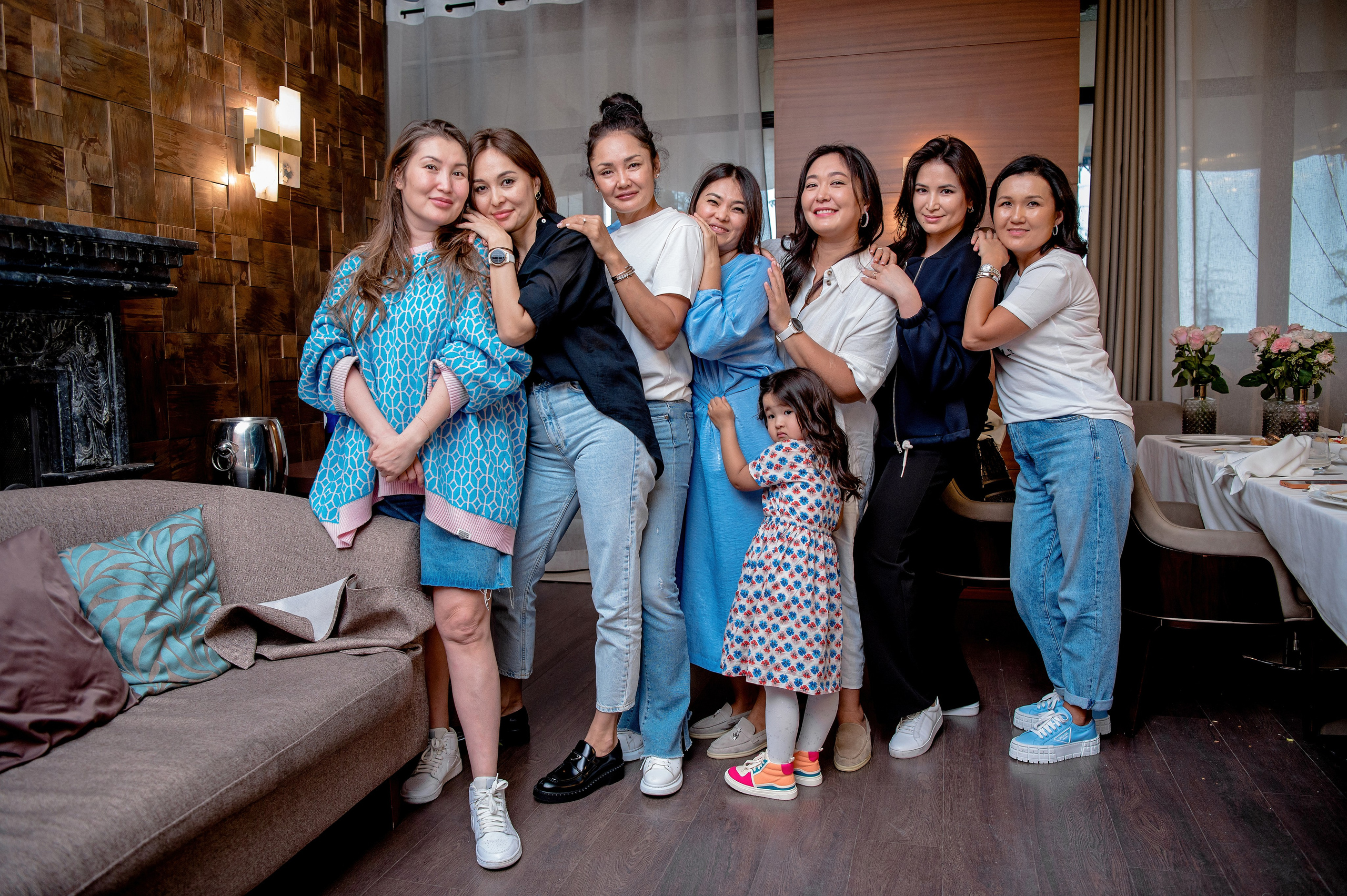 Вечеринки. Праздники. Елена Северина фотограф, Алматы: репортаж (спорт, концерты, конференции), предметная и фуд-съёмка, портреты, каталоги, фэшн, ретушь