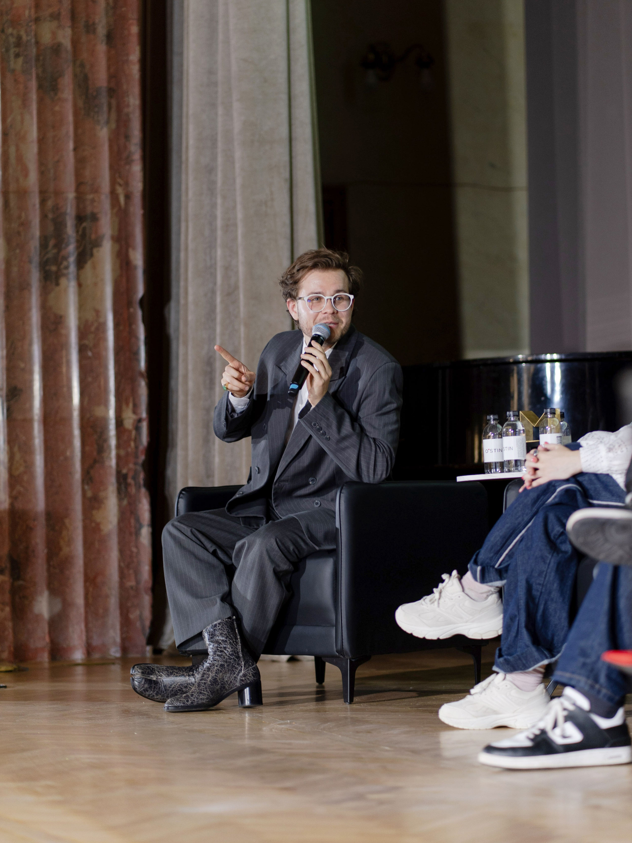 O'stin паблик ток «настоящий есенин». Портретный и репортажный фотограф Настя Климачева