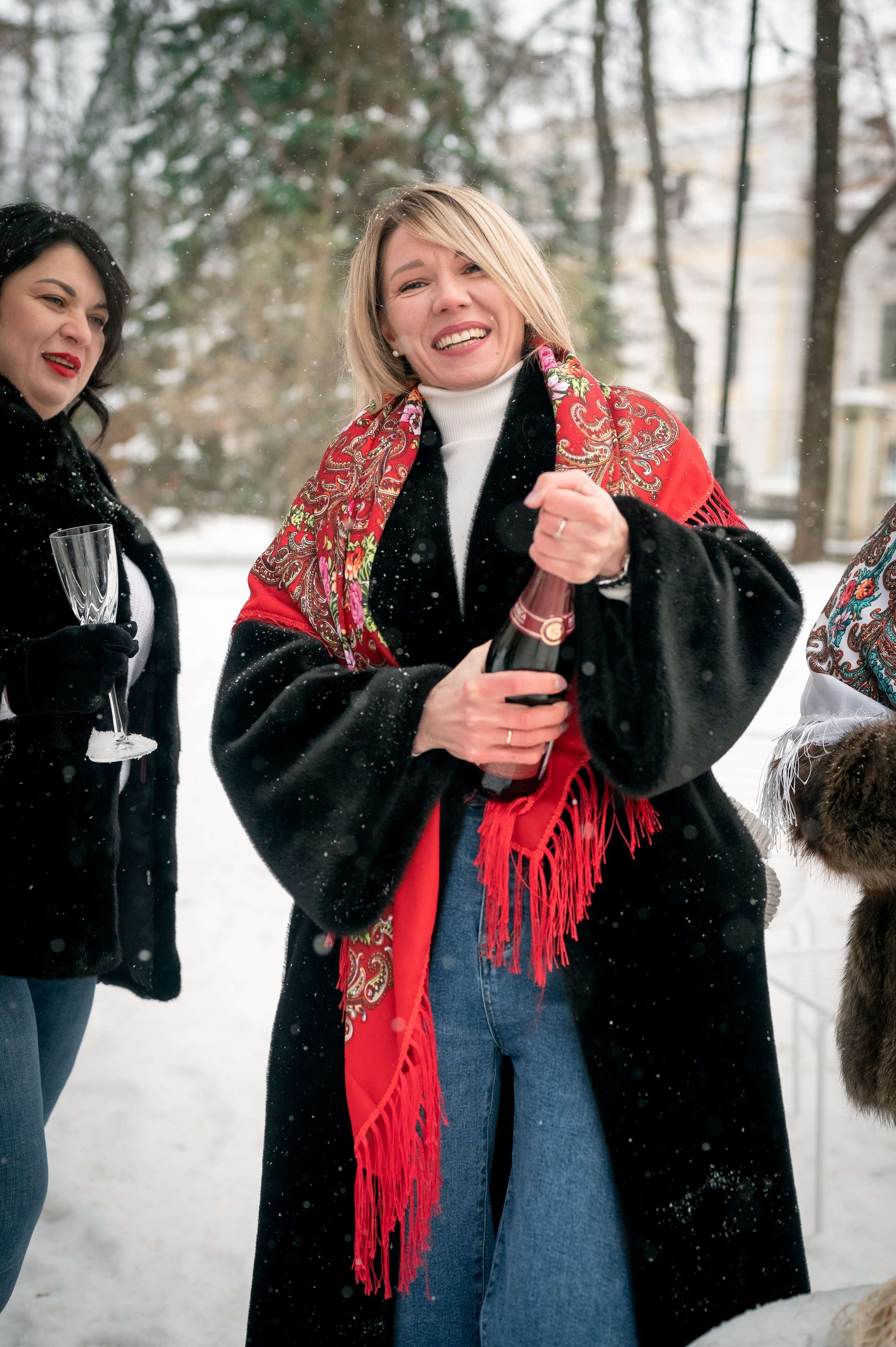 Девушки — такие девушки. Фотограф новорождённых, семейный, школьный в городе Калуге Евгения