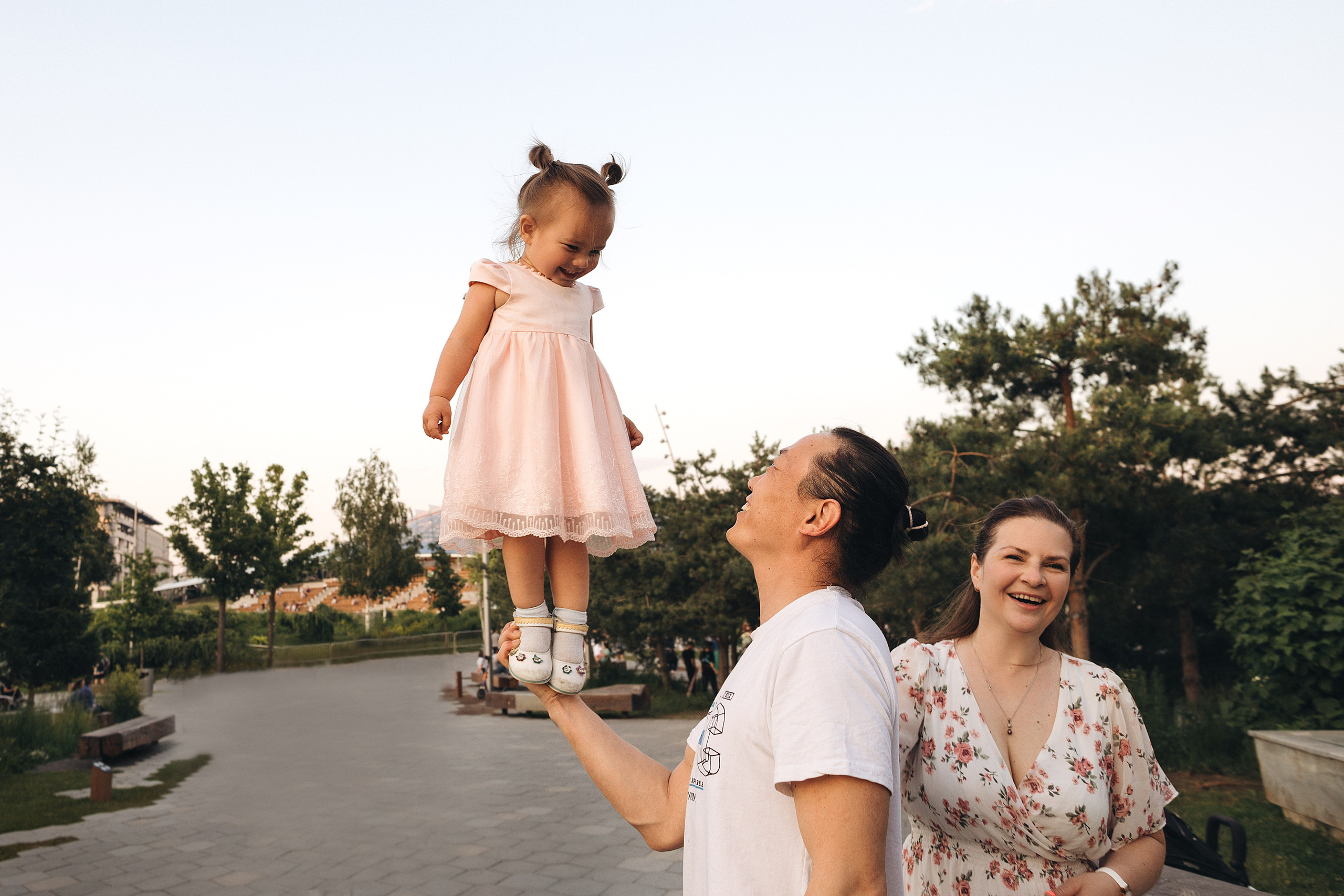 Парк «Зарядье» Катюша семья. Портретный фотограф в Москве и МО Зимина Татьяна