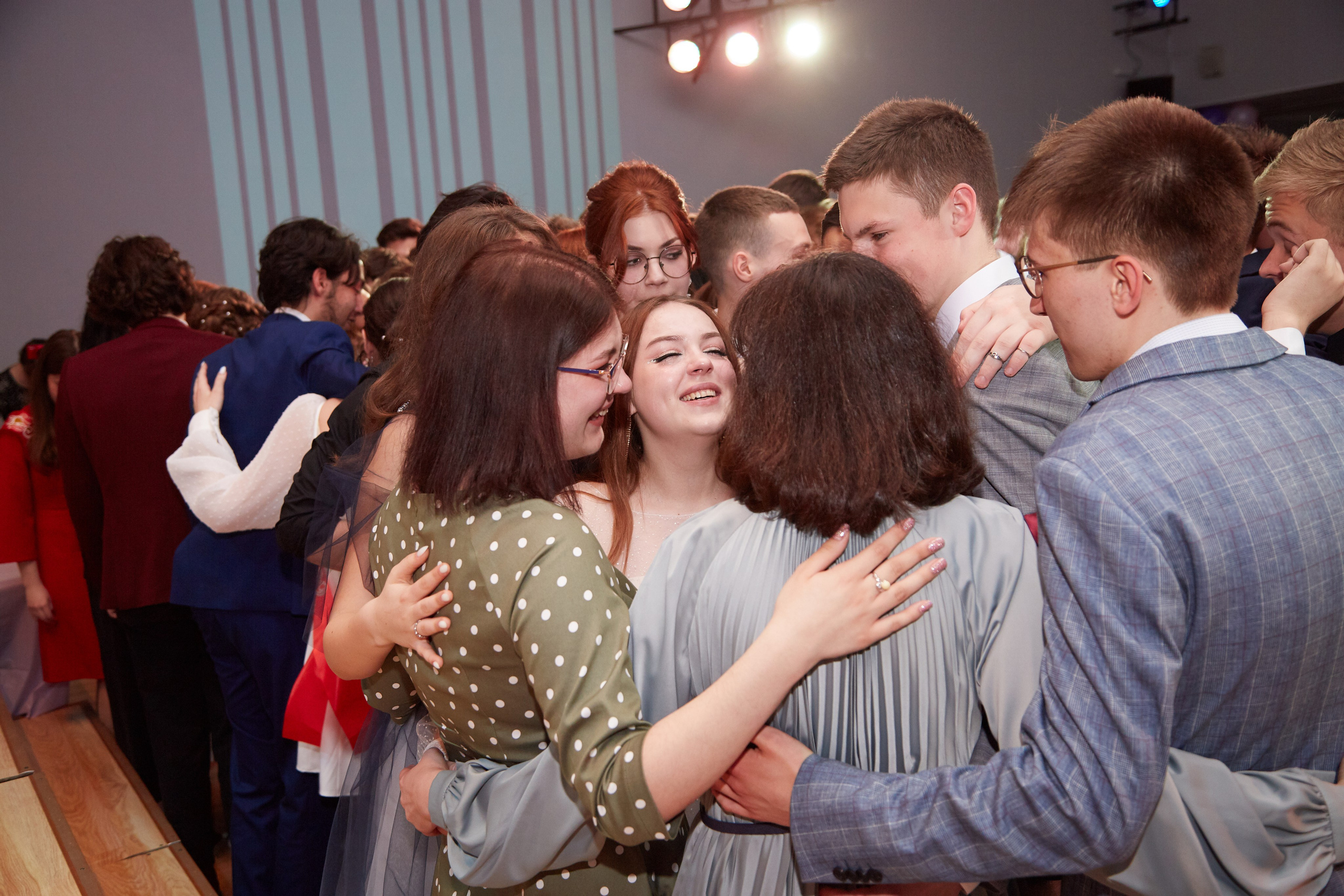 Последний звонок. Фотограф Савченко Люба. Москва