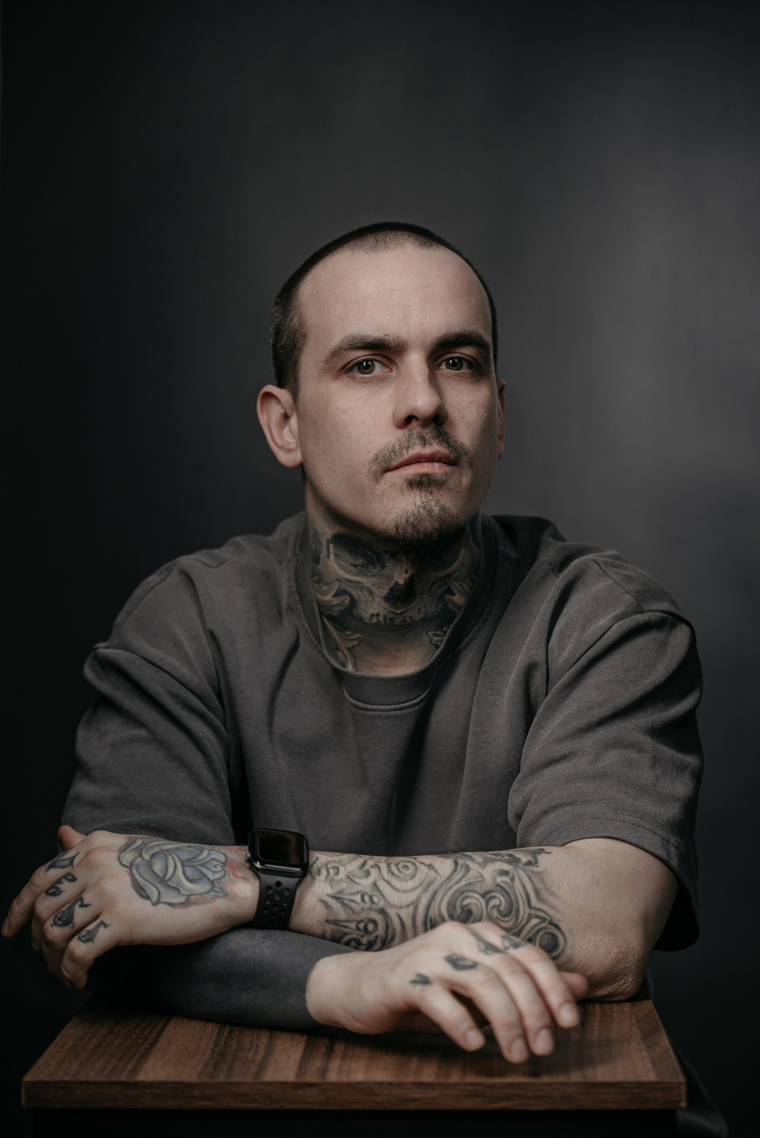 Тату-мастер. Роман Бочаров