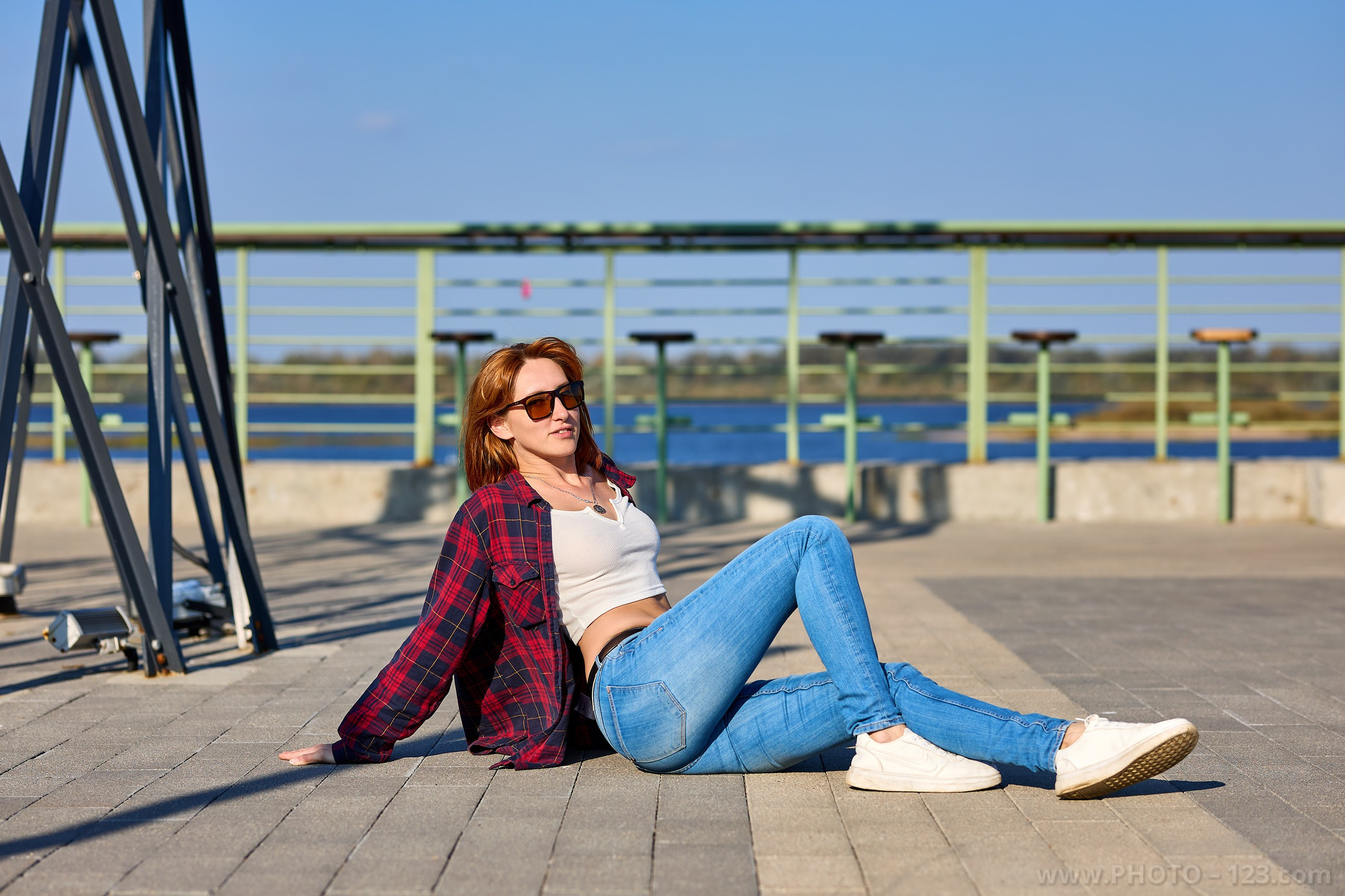 Stylish Redhead Woman in Urban Autumn, Nizhny Novgorod. Photographer, Retoucher & Graphic Designer @photo123pro