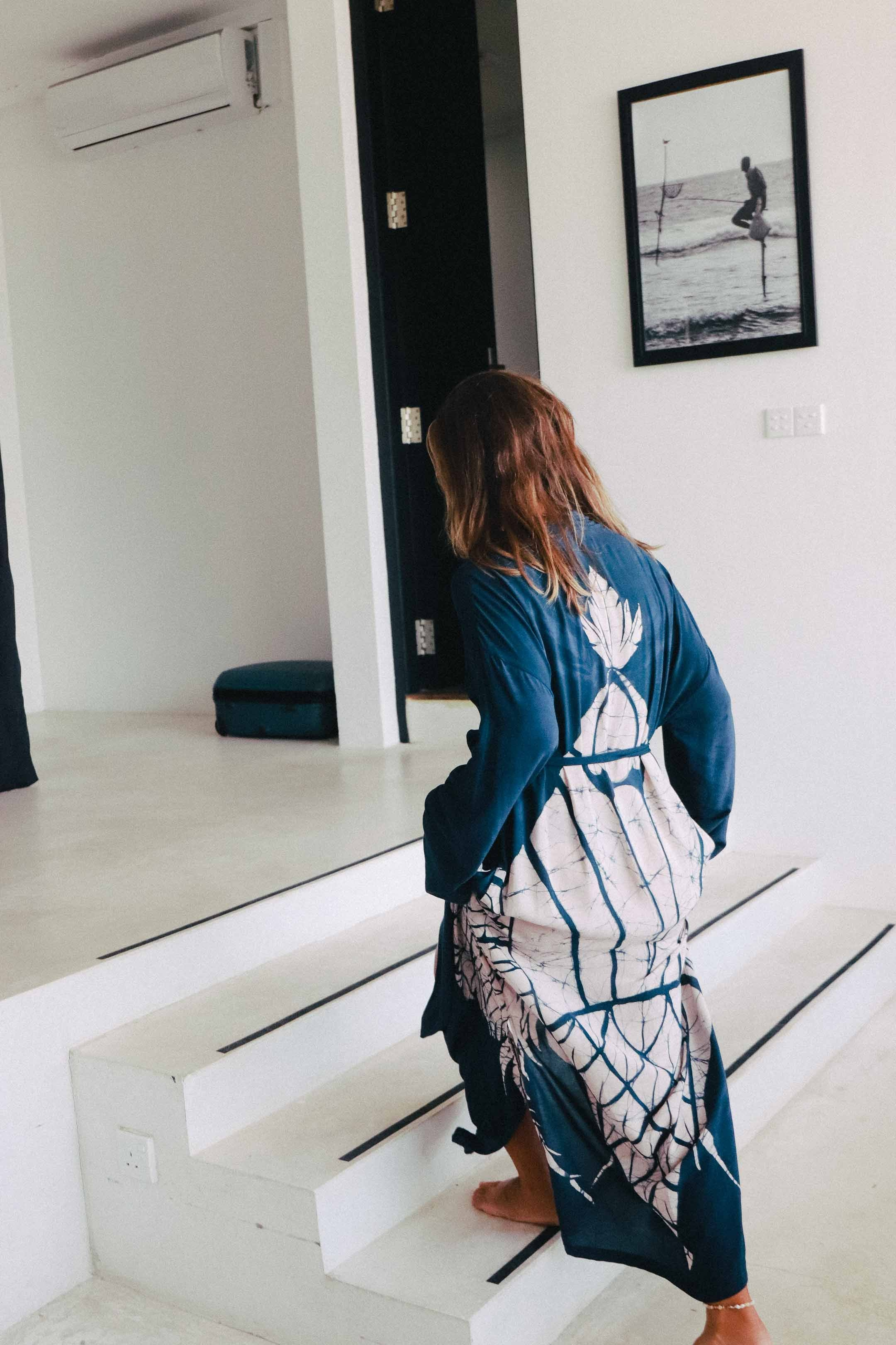 Коллекция спортивной одежды и купальников. Фотограф на Шри-Ланке