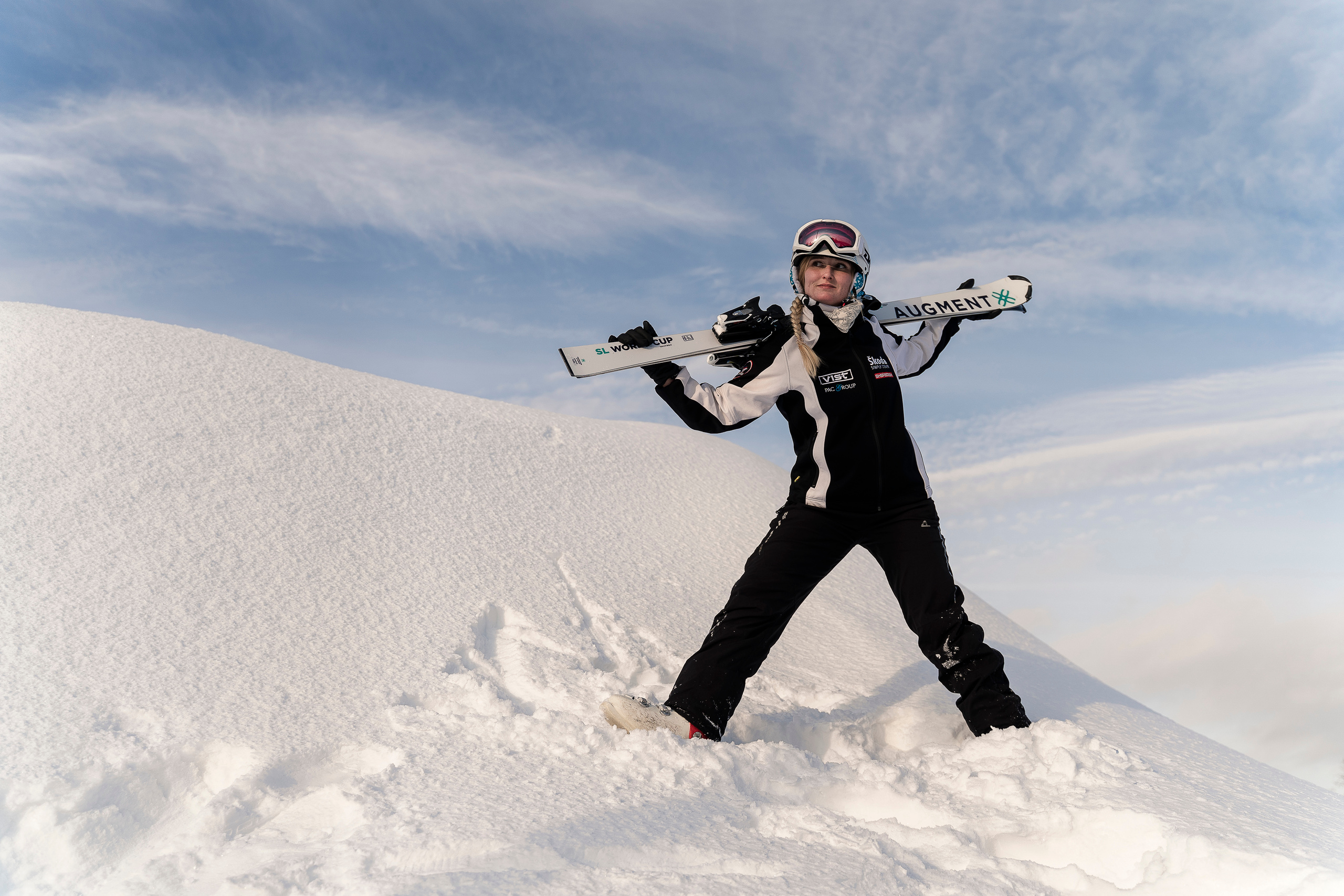 Где-то среди облаков. Фотограф в Уфе, индивидуальный, жанровый, бизнес портрет, семейные фот