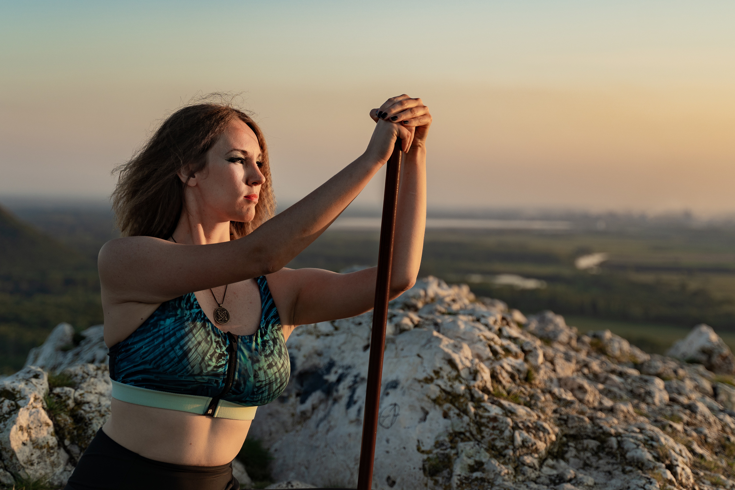 Приветствие солнцу. Фотограф в Уфе, индивидуальный, жанровый, бизнес портрет, семейные фот