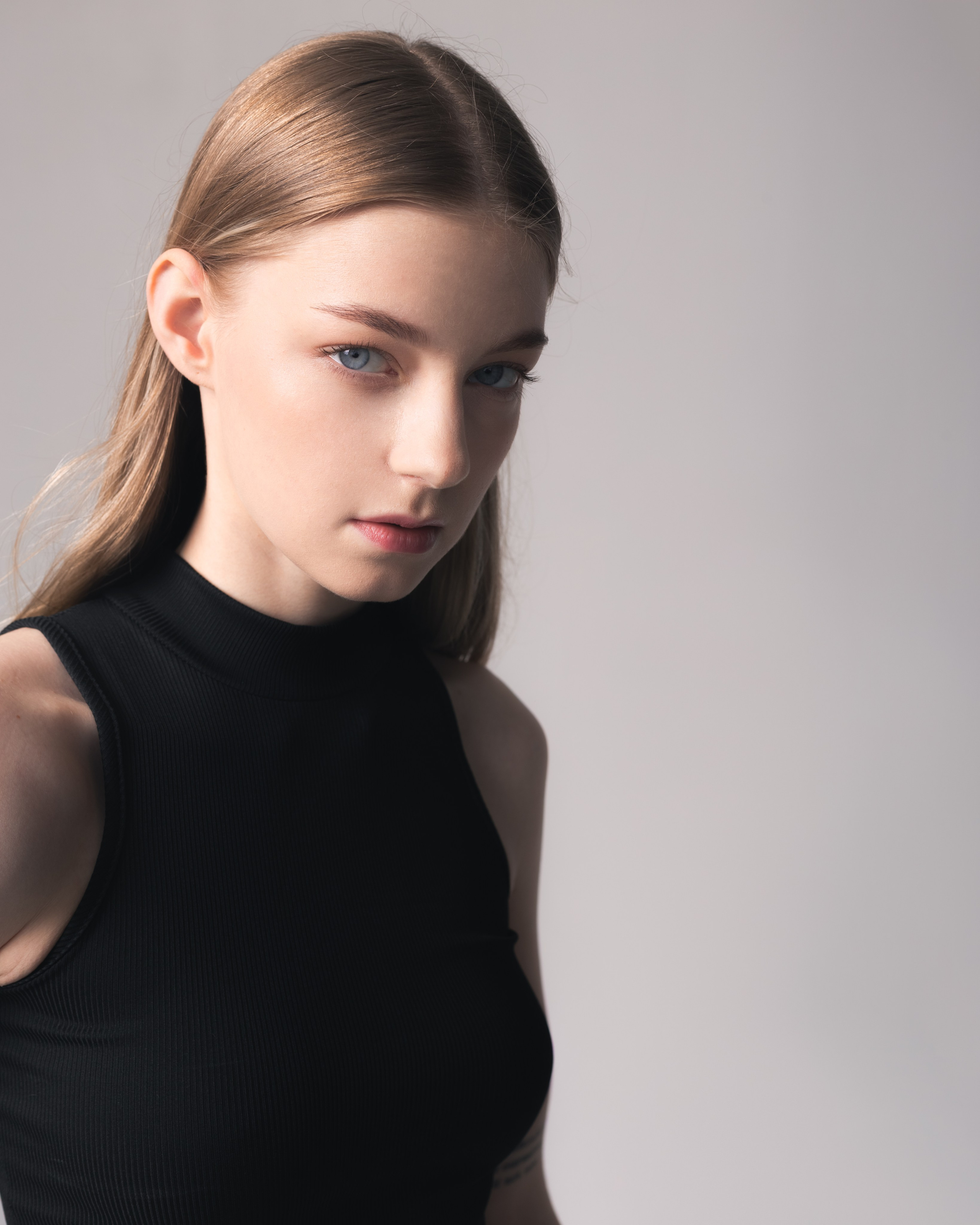 Sonya F. Modeling agency TM MODELS