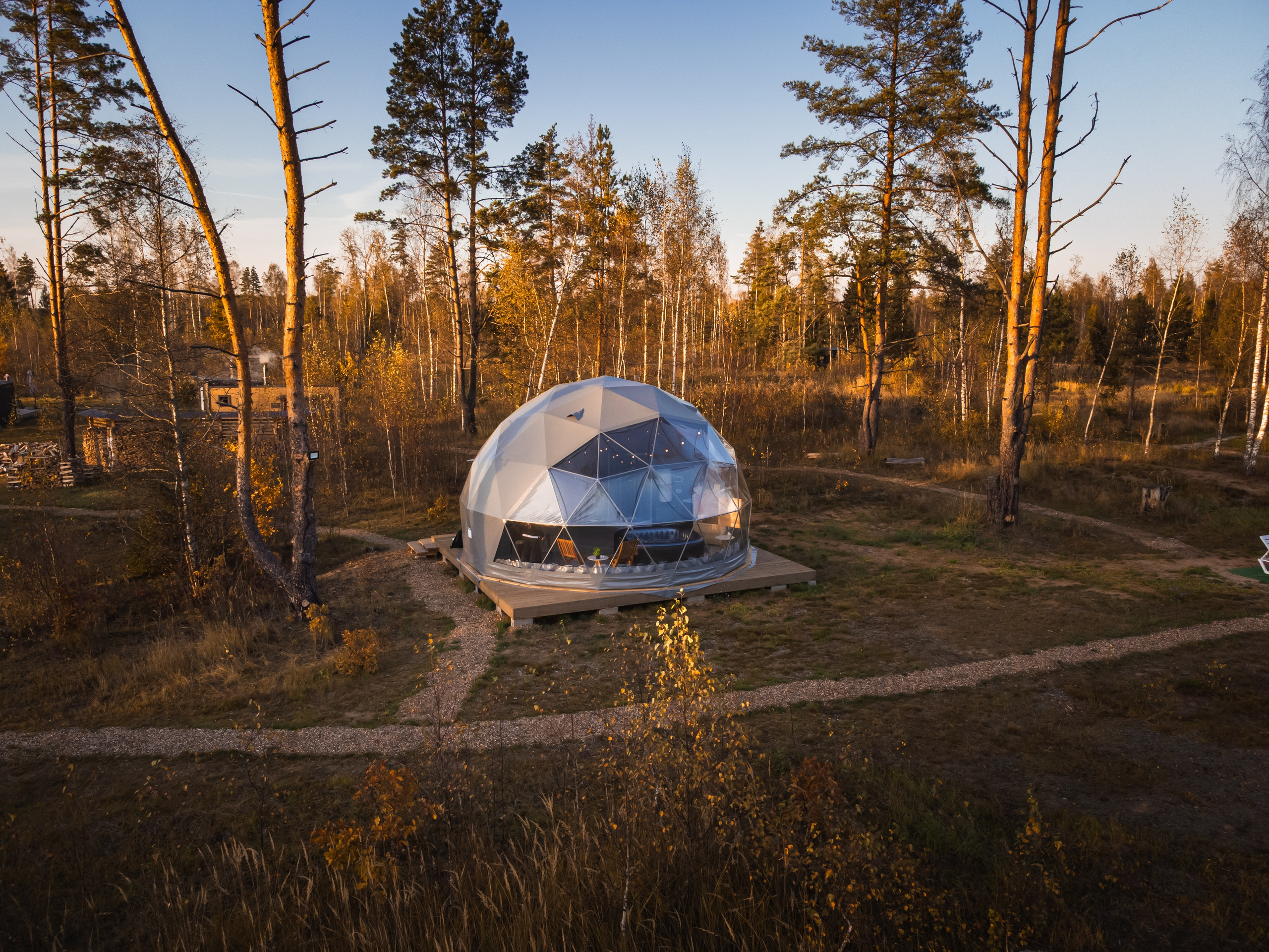 СПА купол, трава, осень, лес, природа, база отдыха, загородный клуб, "ПОБЕГ ИЗ ГОРОДА", день