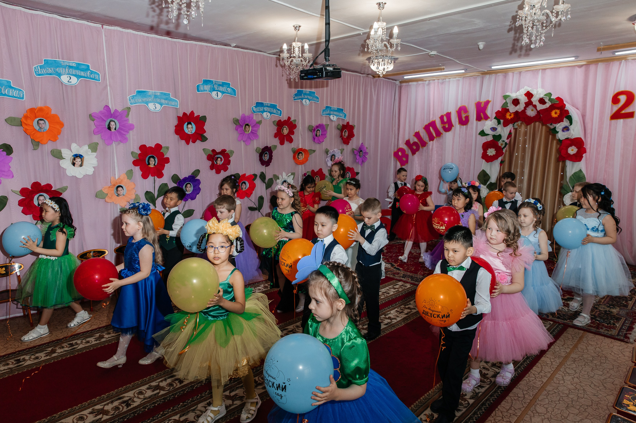 Выпускной Солнышко 2023. Воронистая Анастасия. Фотограф Якутия, Томпонский район