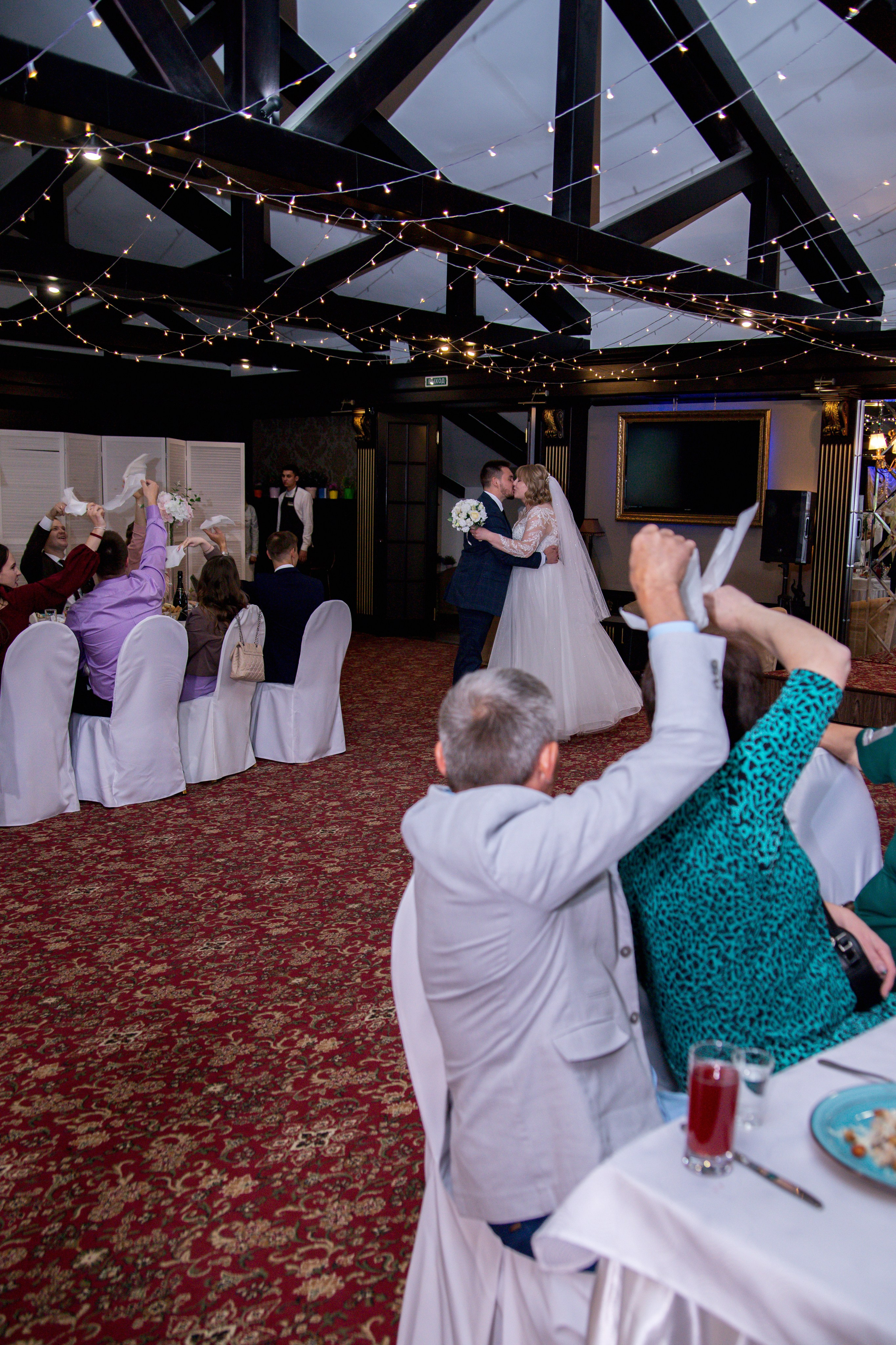 Илья + Юлия. Свадебный и семейный фотограф в Михайловке Полина Крипс