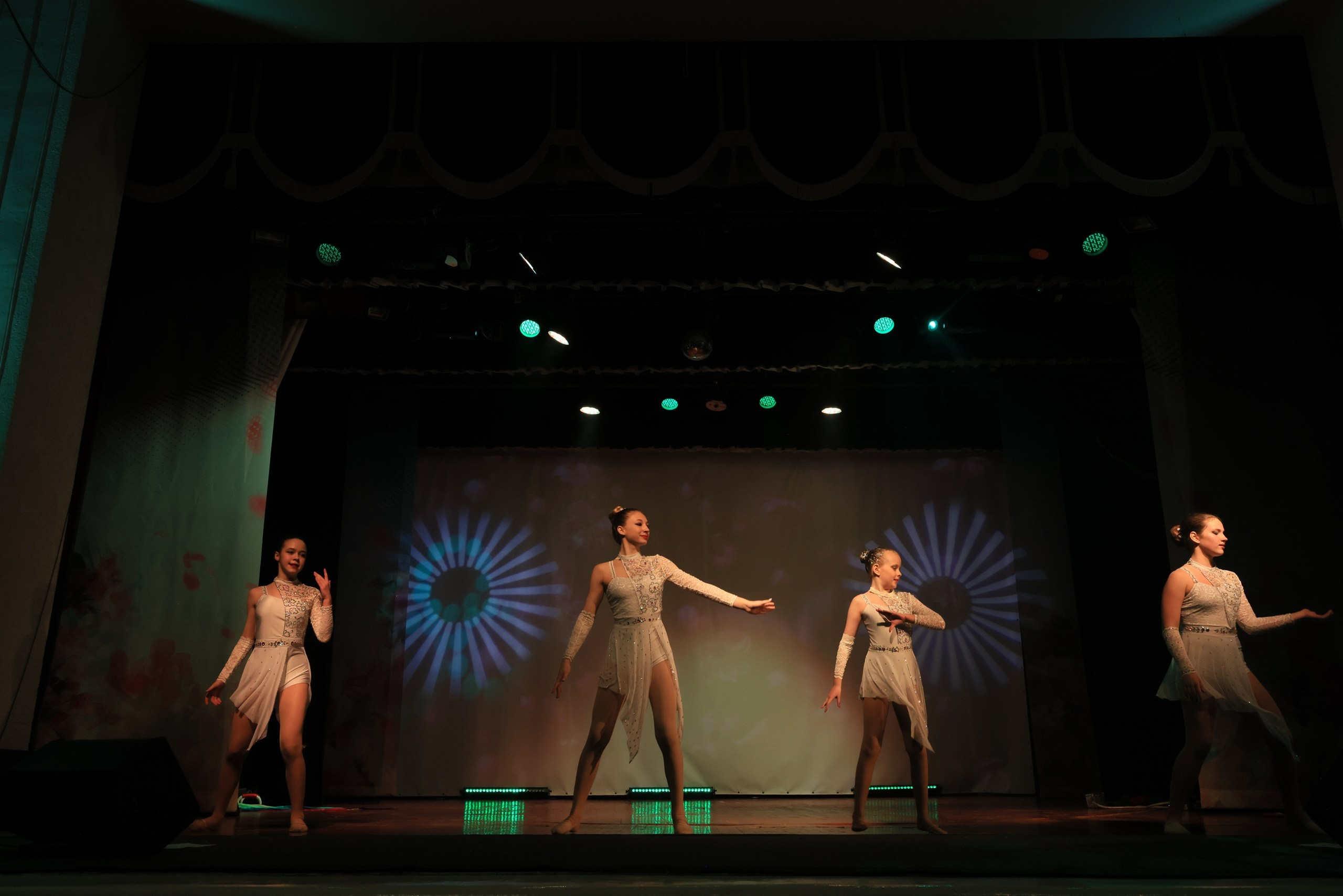 Концерт к 8 Марта в ДК «Металлург» г. Тула. Фотограф в Туле Крупский АнДРей. Фотостудия «КАДР71» в Туле