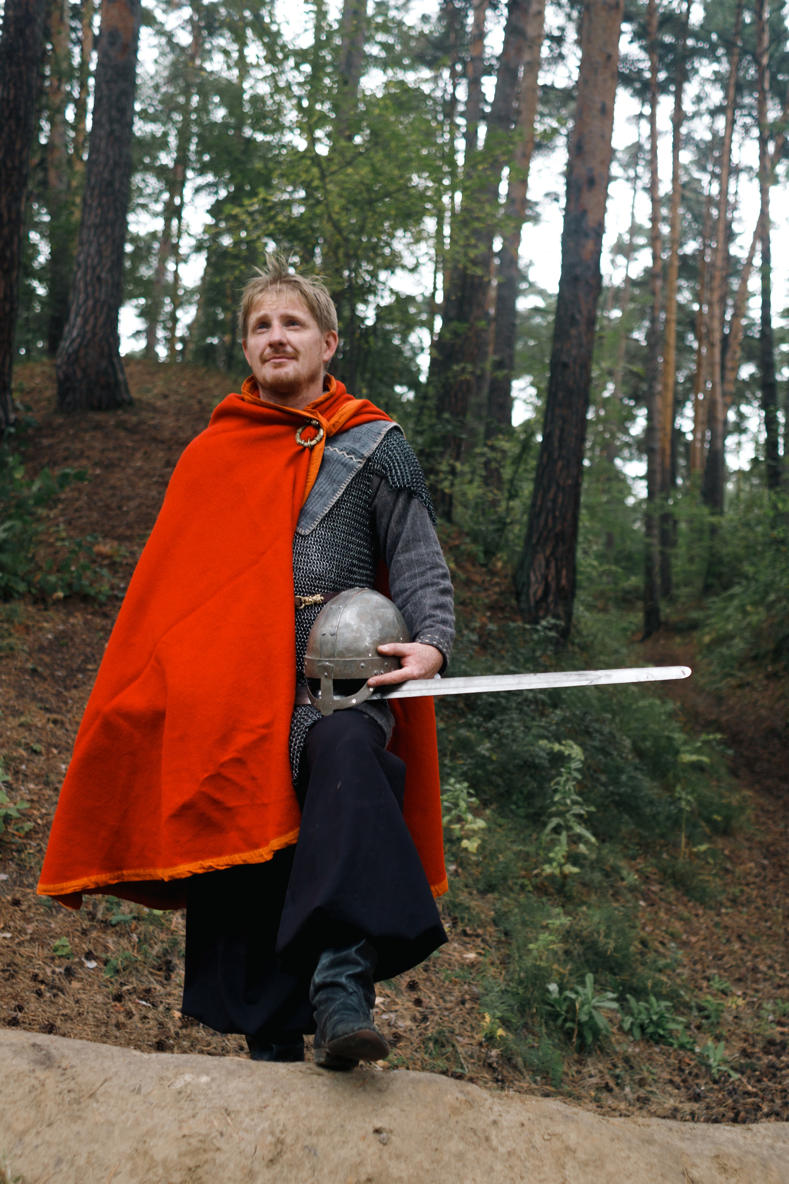 Костюмированная мужская. Фотограф в Тюмени Даша Михнова. Портреты, фотопроекты, фотодни