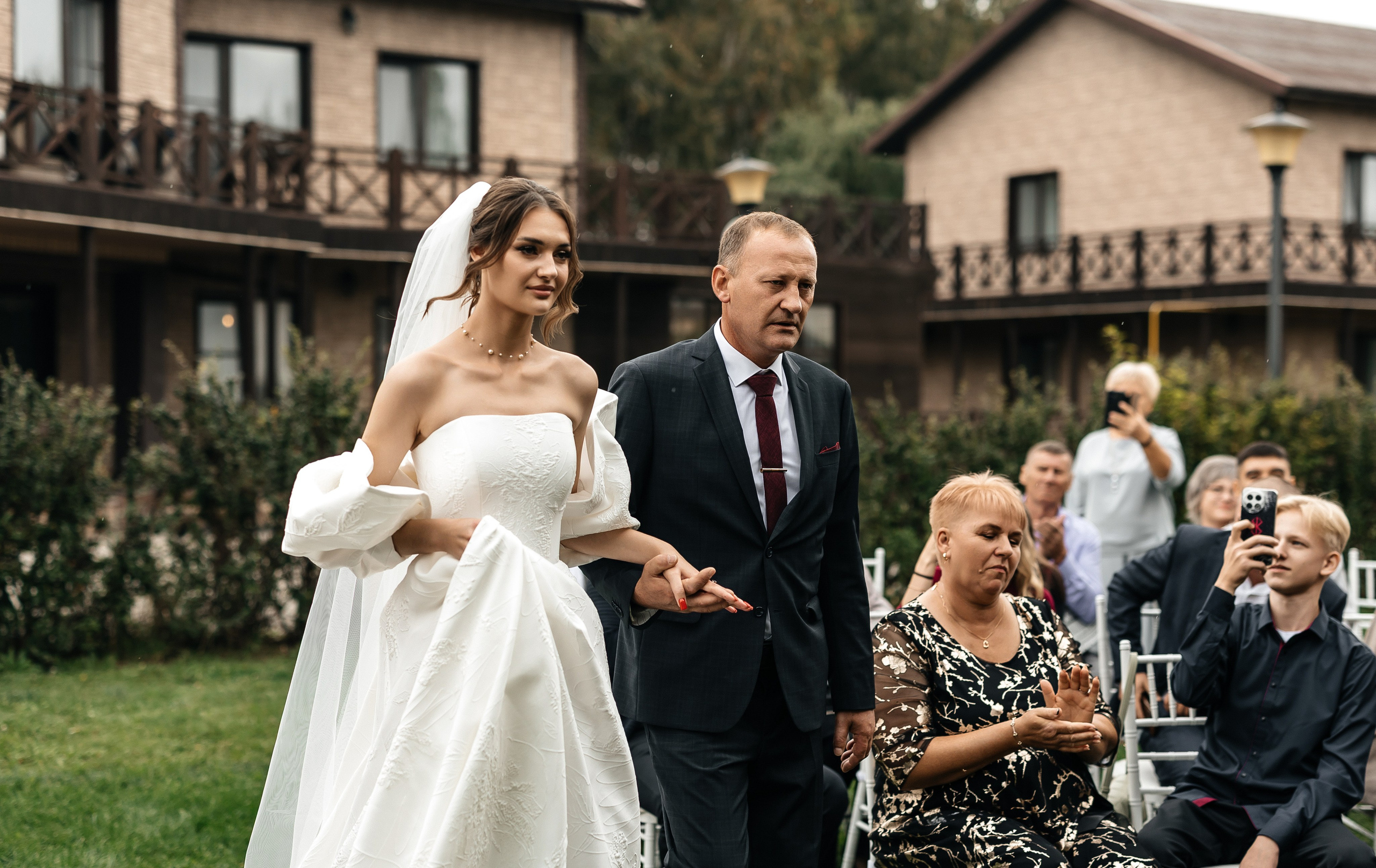 Юрий & Дарья | 06.06.25. Свадебный и семейный фотограф в Омске Евгения Хакимова