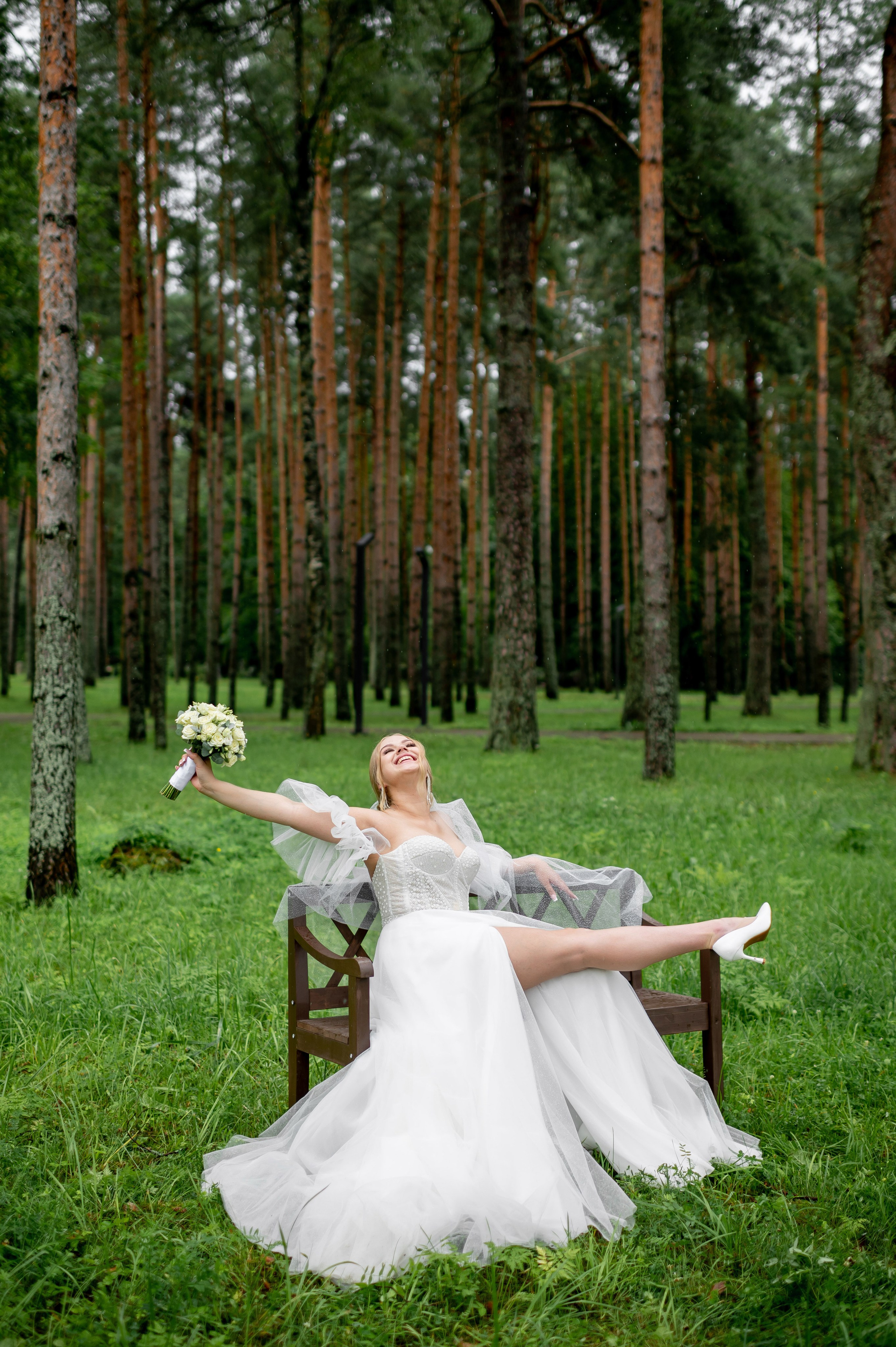 Ксения и Владислав (фотосессия в ЗАГСе и парке города Кингисеппа). Портретный, семейный и свадебный фотограф в Санкт-Петербурге и в Пушкине Ширяев Денис