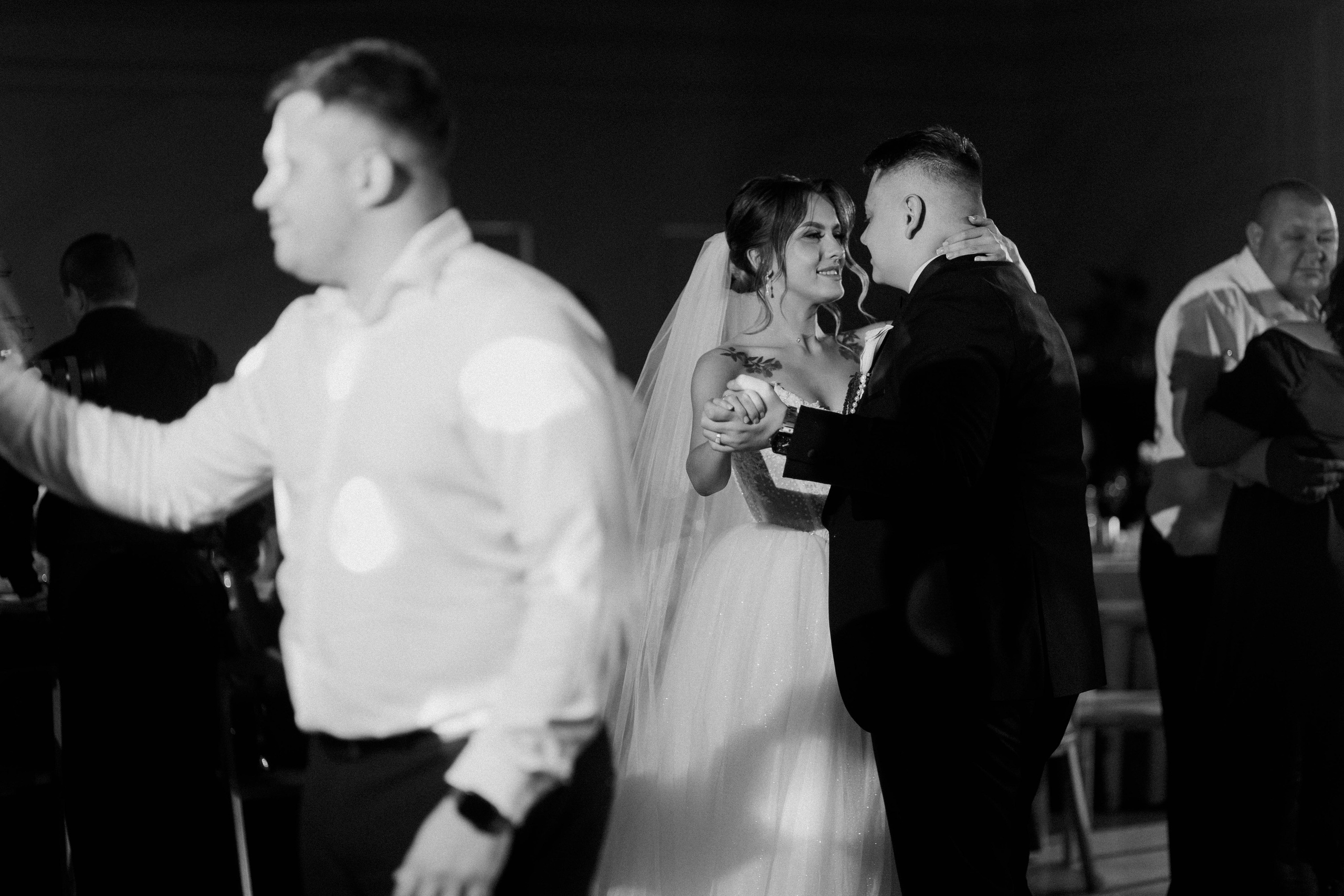 Свадебная история. Лесной Виладж. Свадебный и семейный фотограф Рассказова Виктория