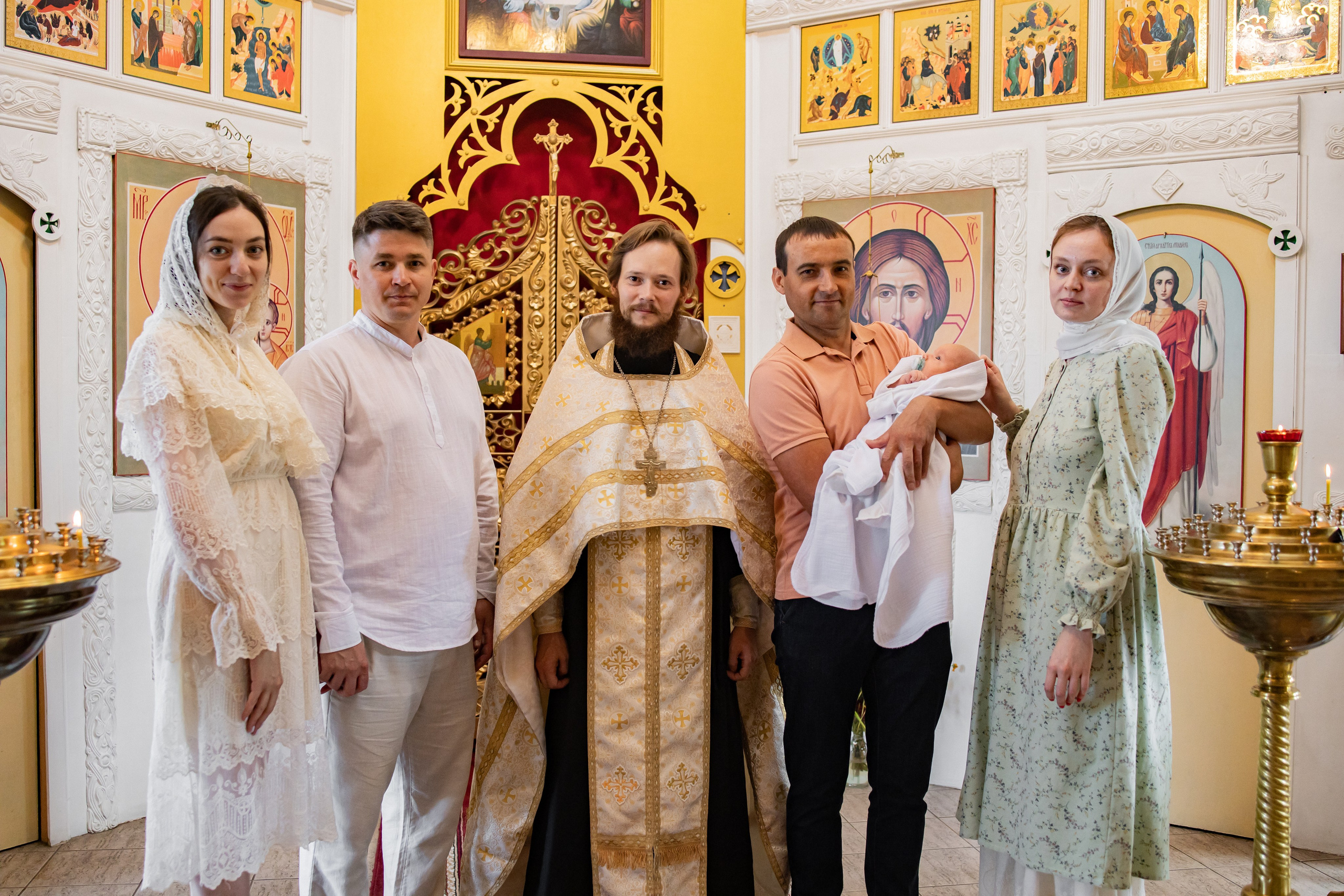 Таинство Крещения Ивана в Церкви Архангела Михаила. Детский и семейный фотограф в Пушкино, Мытищи, Москва Сергеева Светлана
