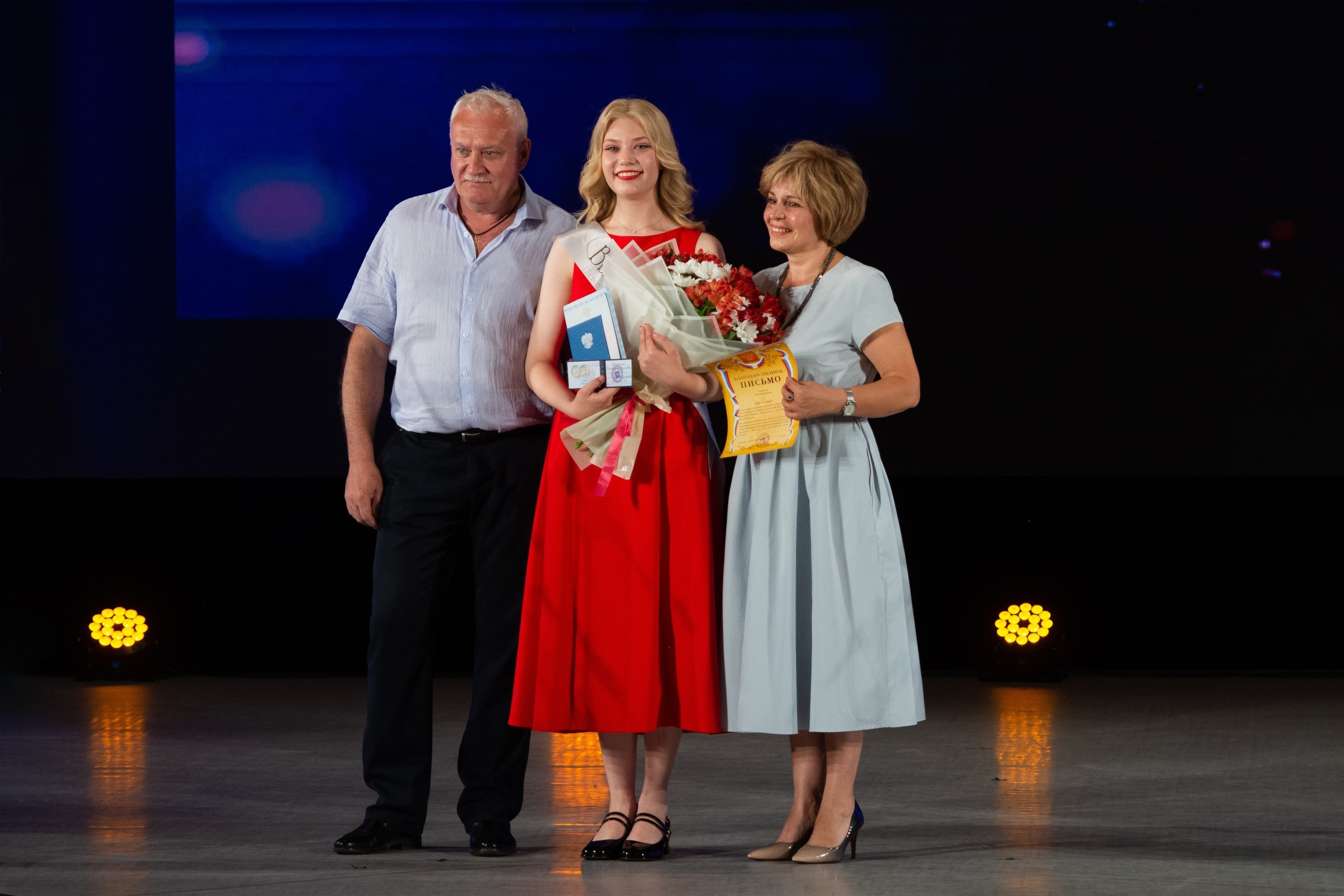 Выпускной. Фотовидео.рус