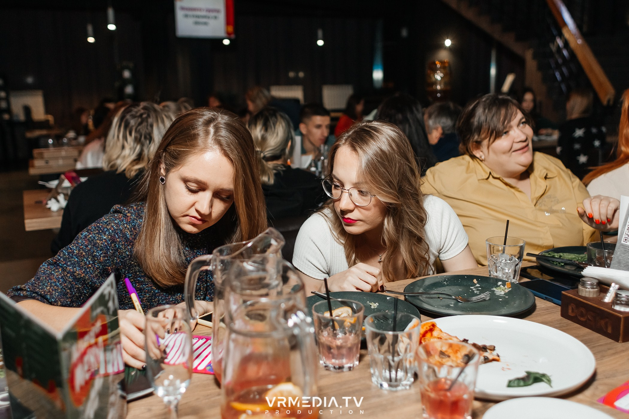 WoW QuiZ в баре «Друзья»