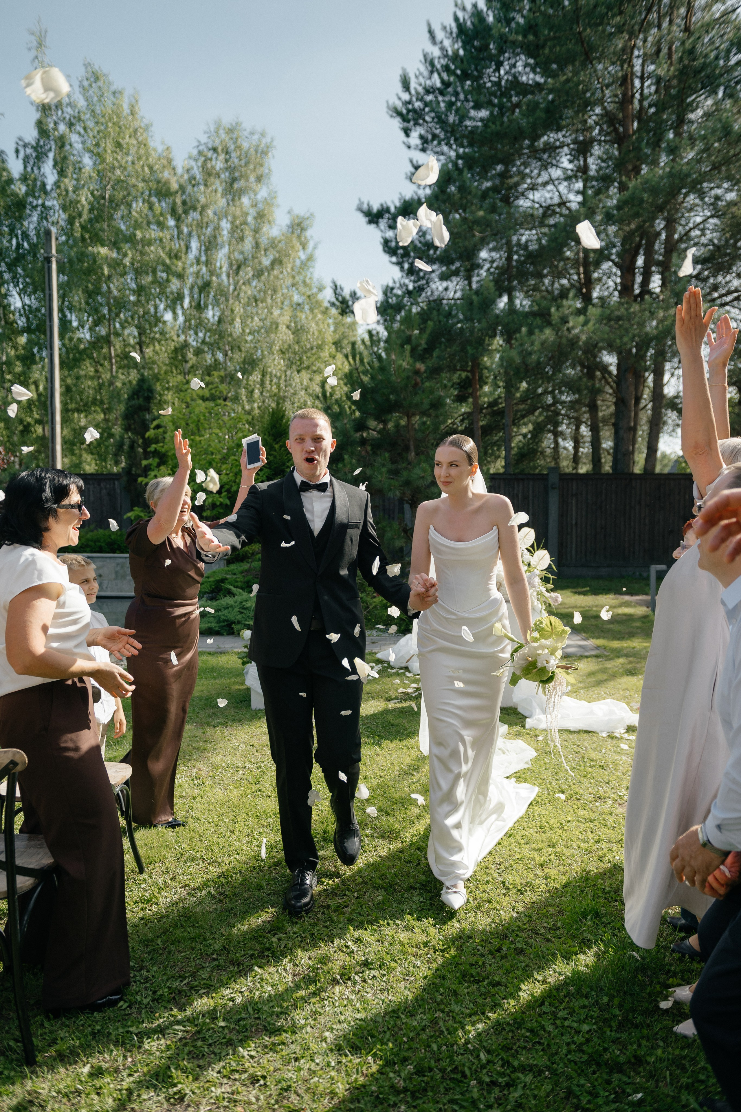 Wedding day in DELICE CHALET. Wedding PHOTOGRAPHER Andrew Vnukov