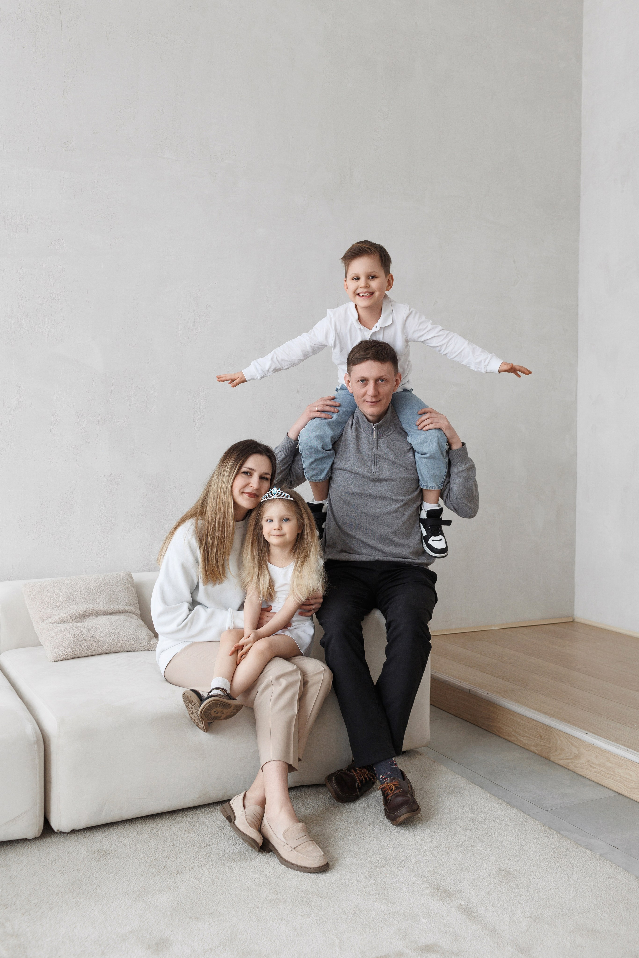 Съемка большой семьи. Фотосессии в фотостудии Мимика Москва