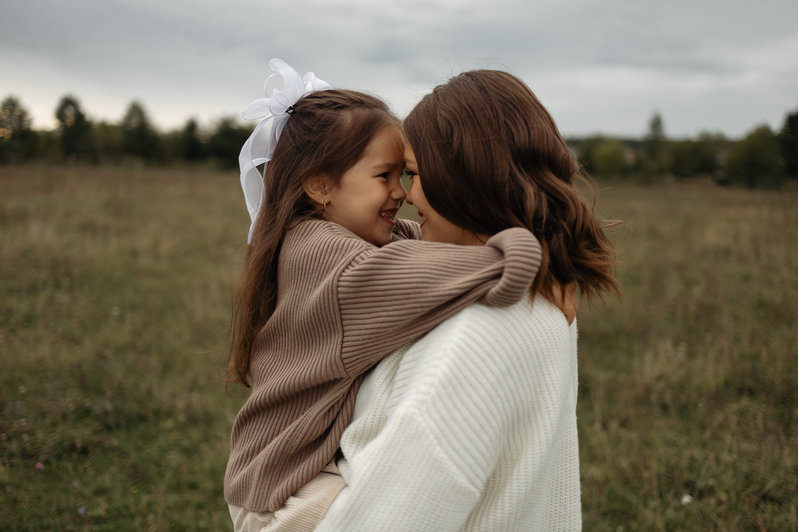 Ляйсан и Амалия. Фотограф Айгуль Габсаматова Октябрьский