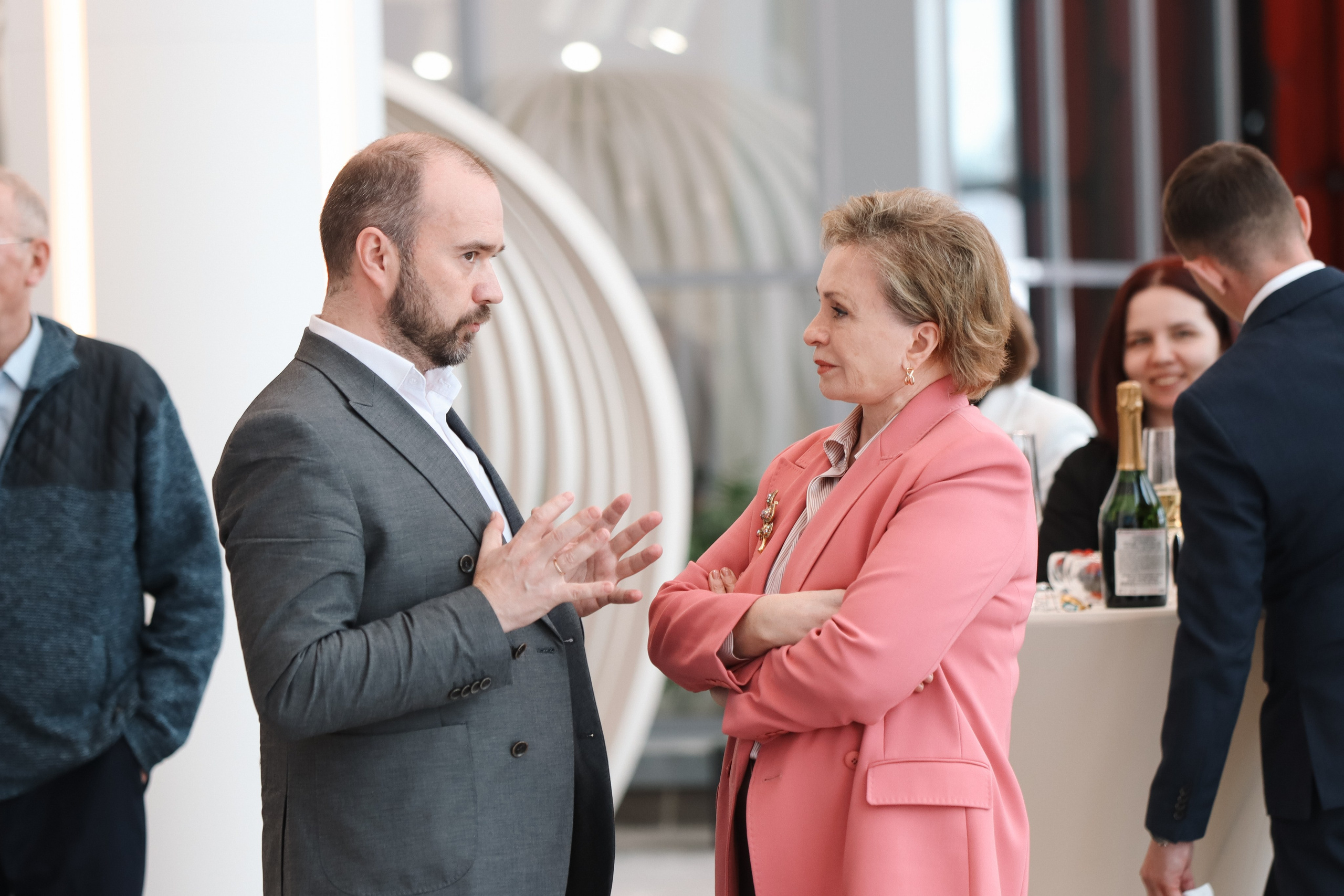 Подписание соглашения о сотрудничестве. Репортажный фотограф в Москве и Зеленограде Karina-vozd