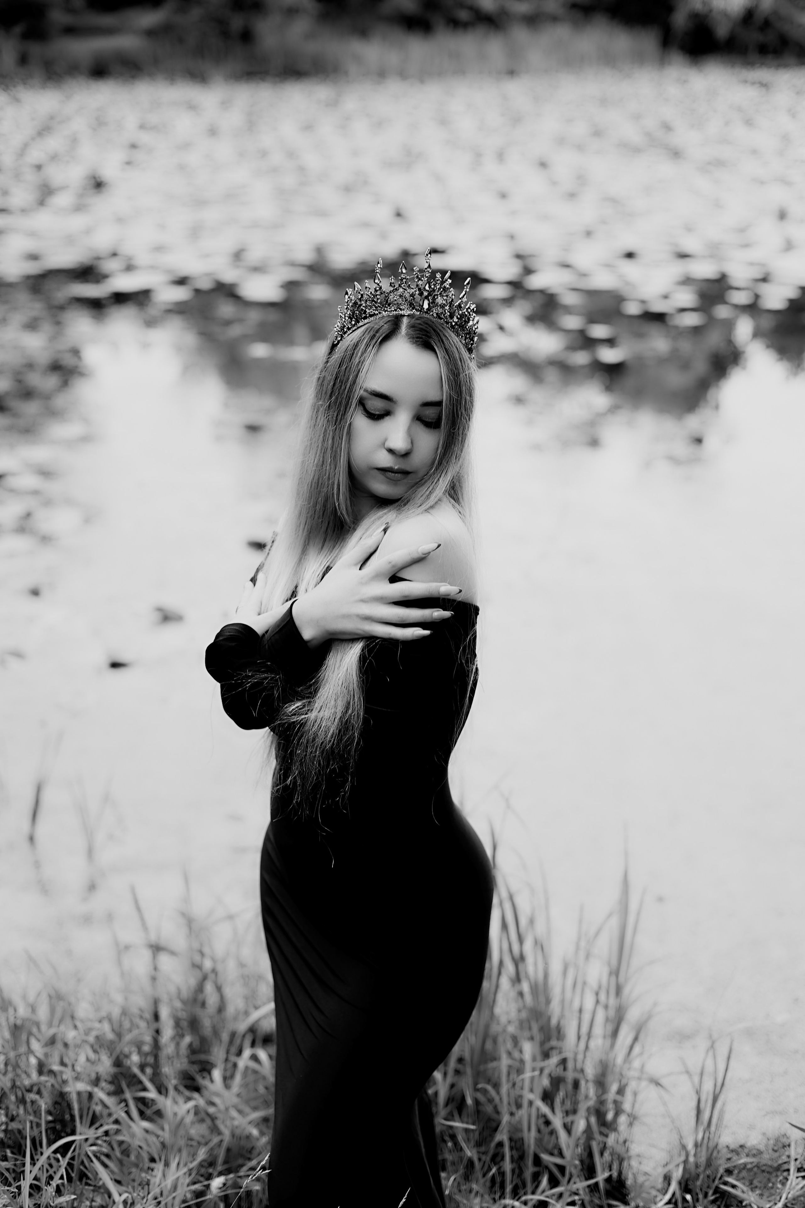 Инна в черном. Фотограф в Москве и Московской области Юлия Паршикова