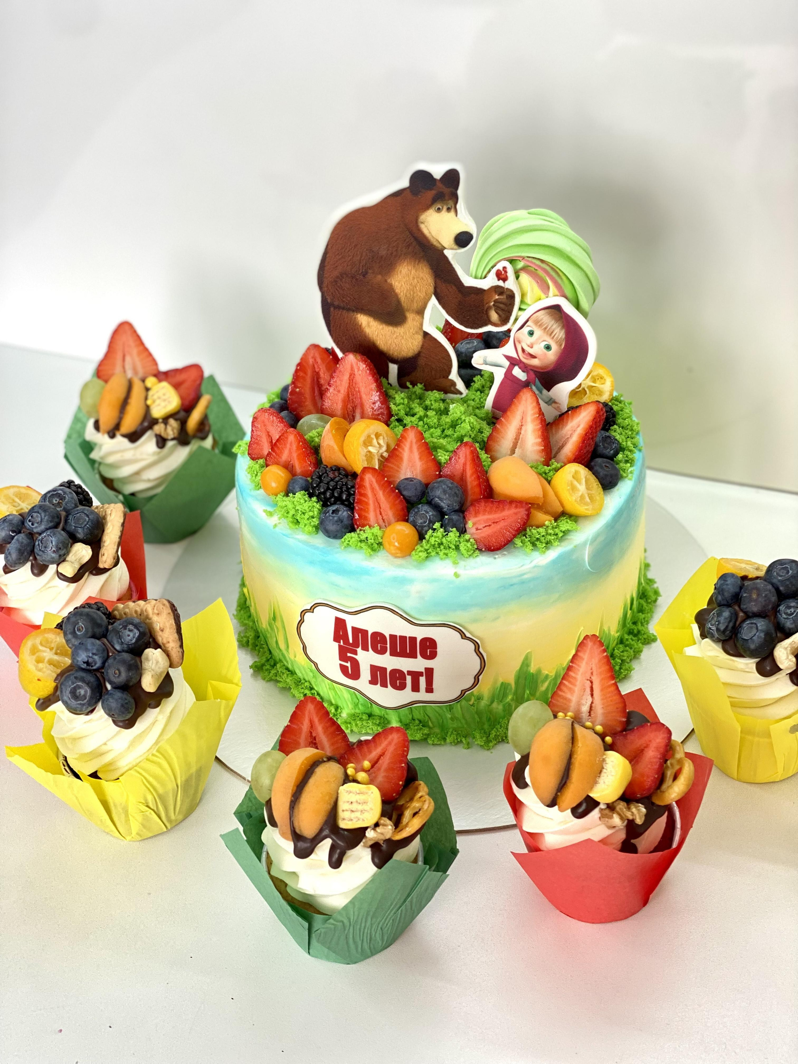 Торты. Katyasugarsugar капкейки, зефир, торты Москва