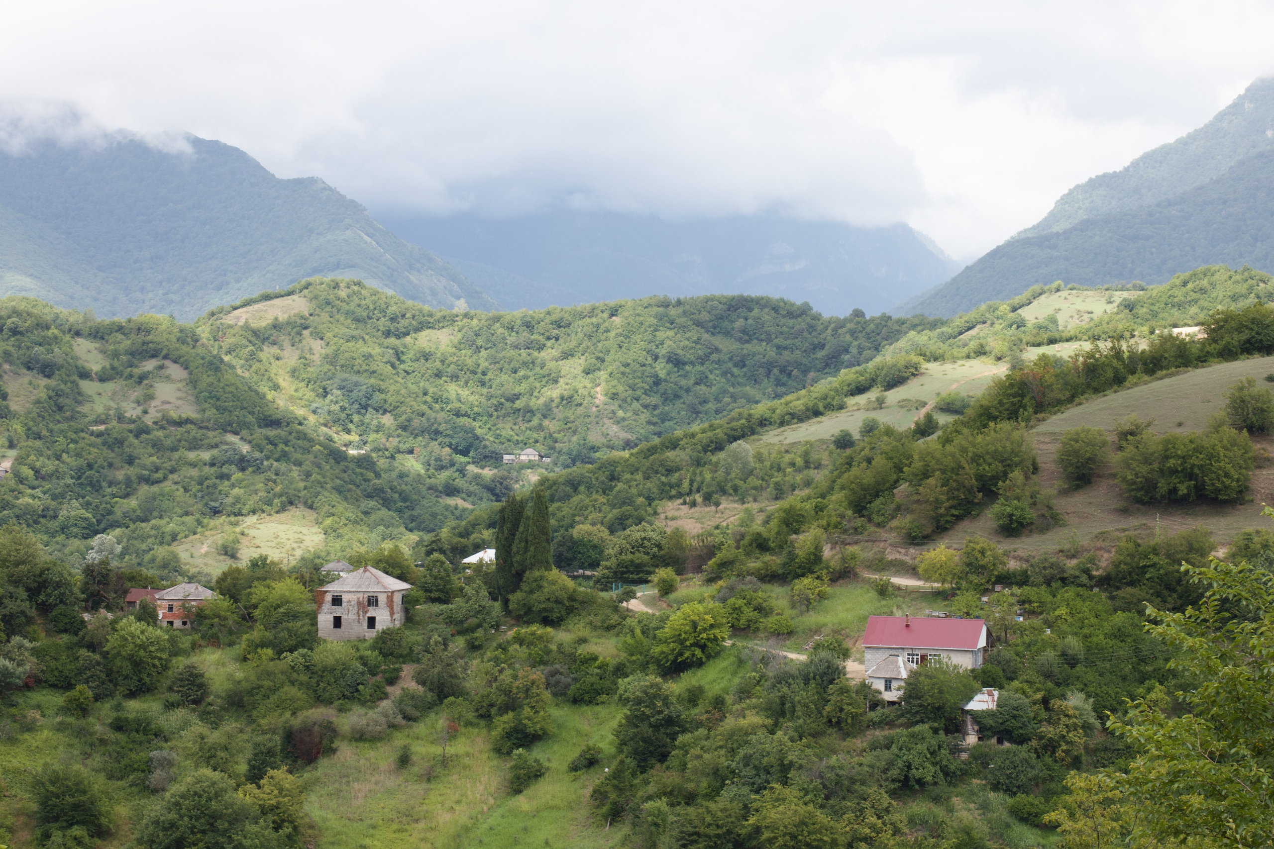 Абхазия. Школьные выпускные альбомы в Москве Марина Николаева