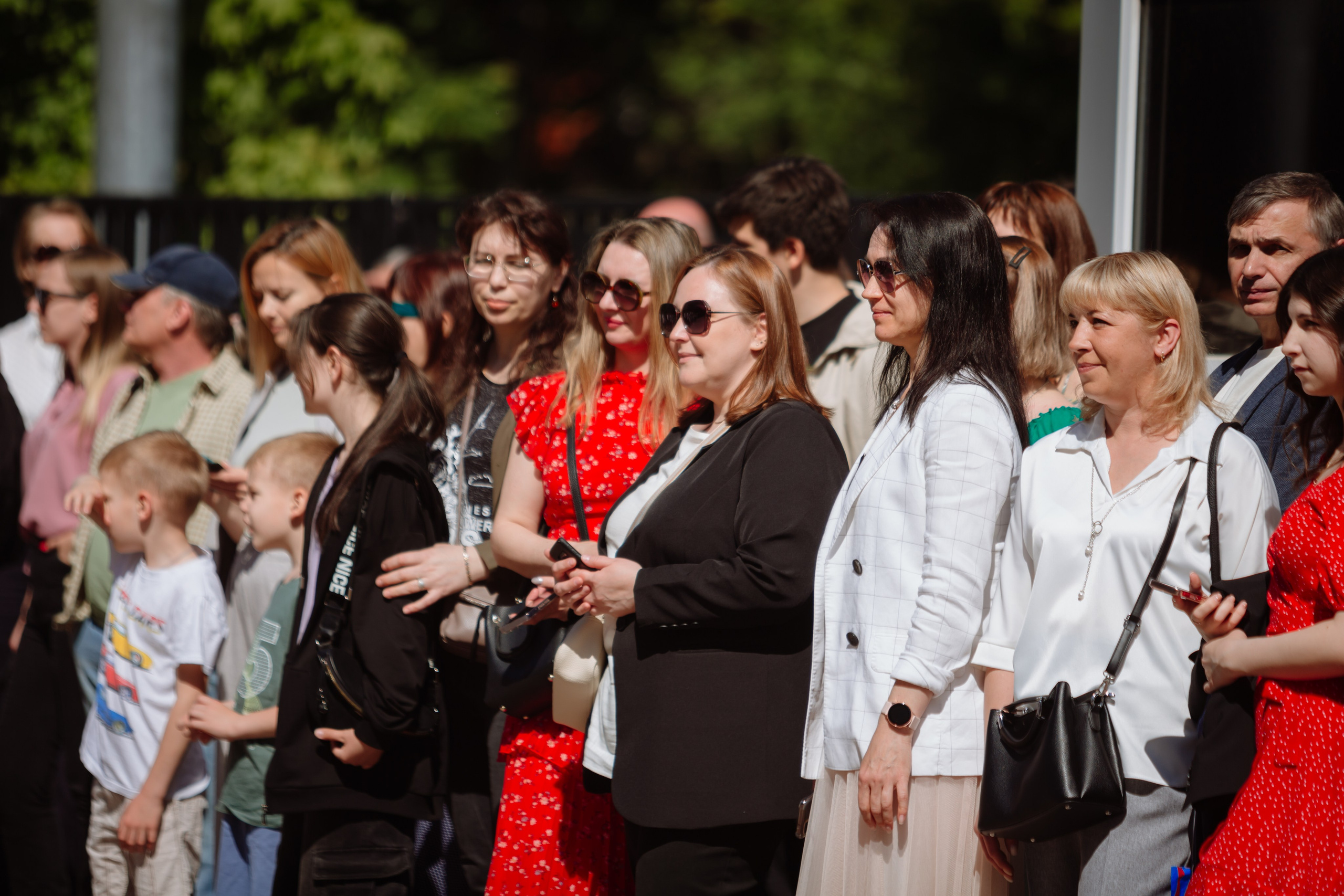 Последний звонок 2024 (2 часа фотосъемки). Профессиональный фотограф Надежда Антонова