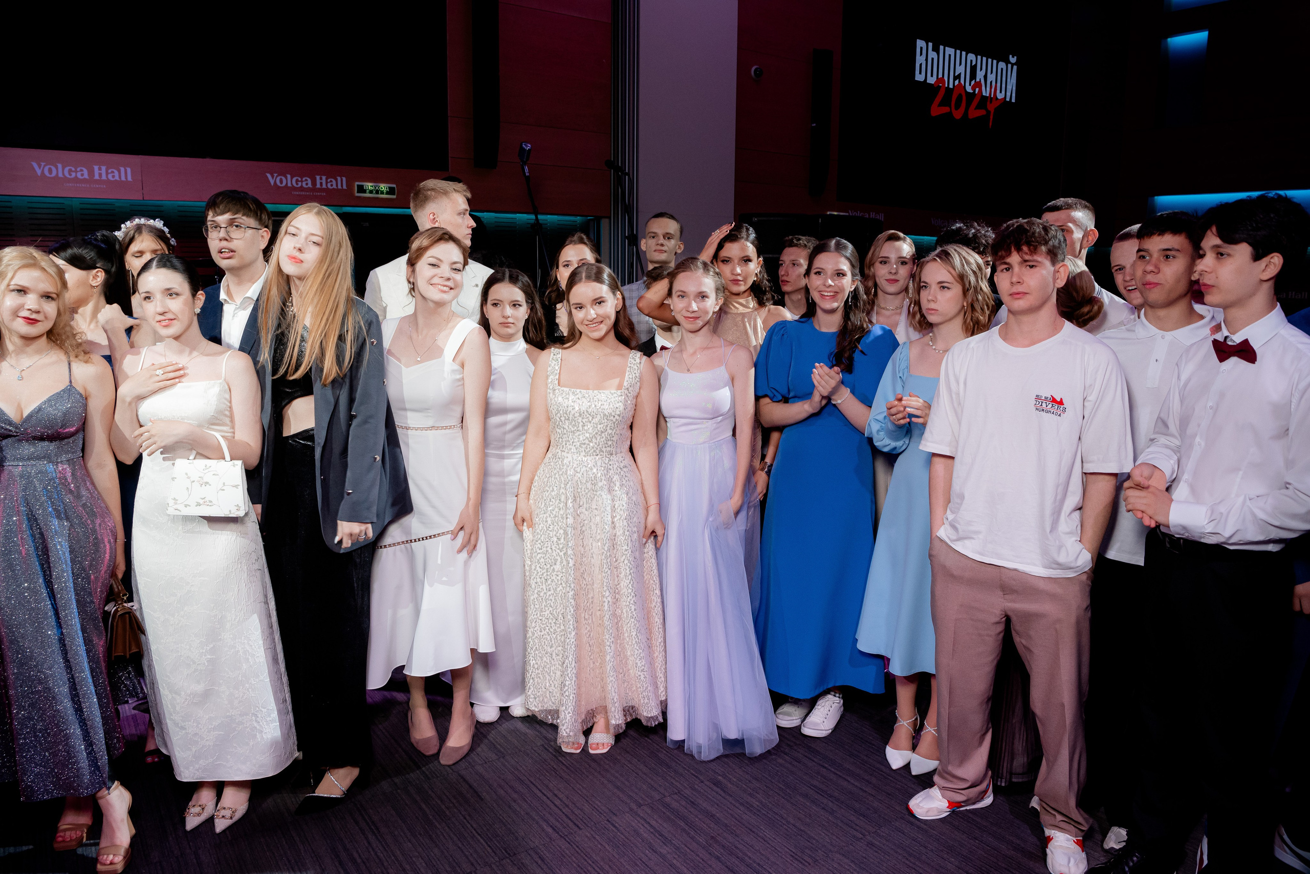 5 Лицей. Вручение и Банкет. Музкомедия и Сити Холл. Фотограф в Волгограде и Волжском Александр Горбань
