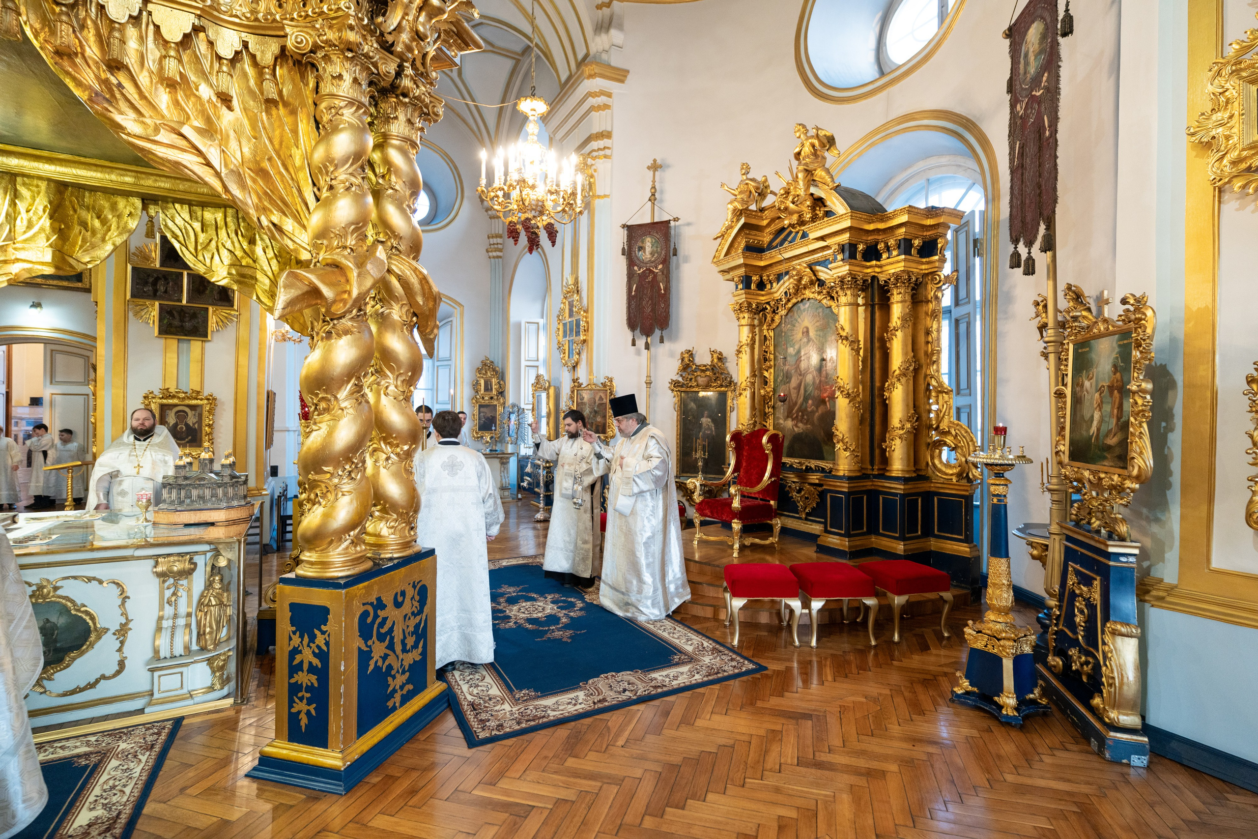 Неделя 33-я по Пятидесятнице, по Богоявлении. Попразднство Богоявления. Мученицы Татианы Римской. НИКОЛО-БОГОЯВЛЕНСКИЙ МОРСКОЙ СОБОР