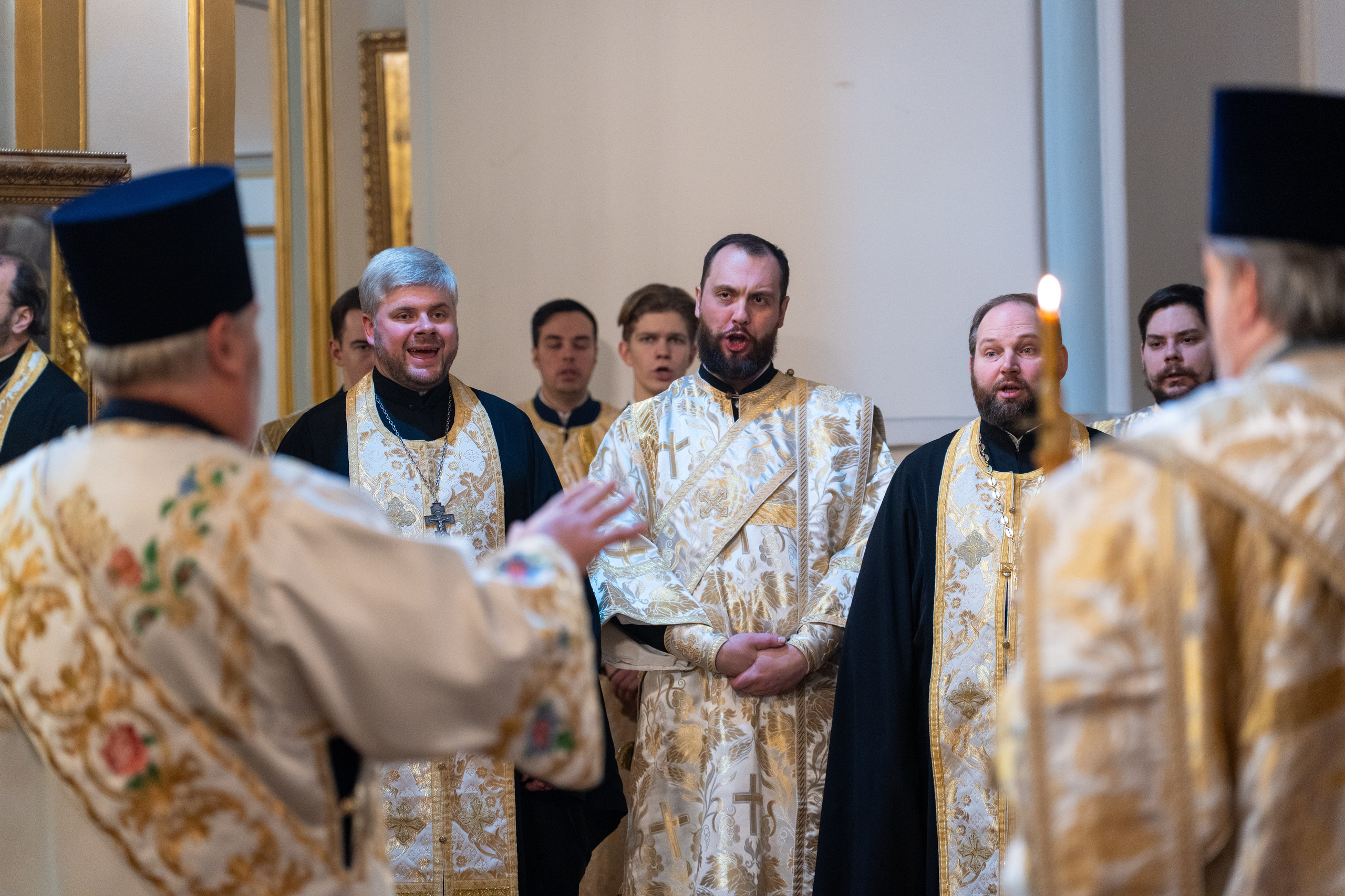 Праздничное бдение в Николо-Богоявленском морском соборе. НИКОЛО-БОГОЯВЛЕНСКИЙ МОРСКОЙ СОБОР