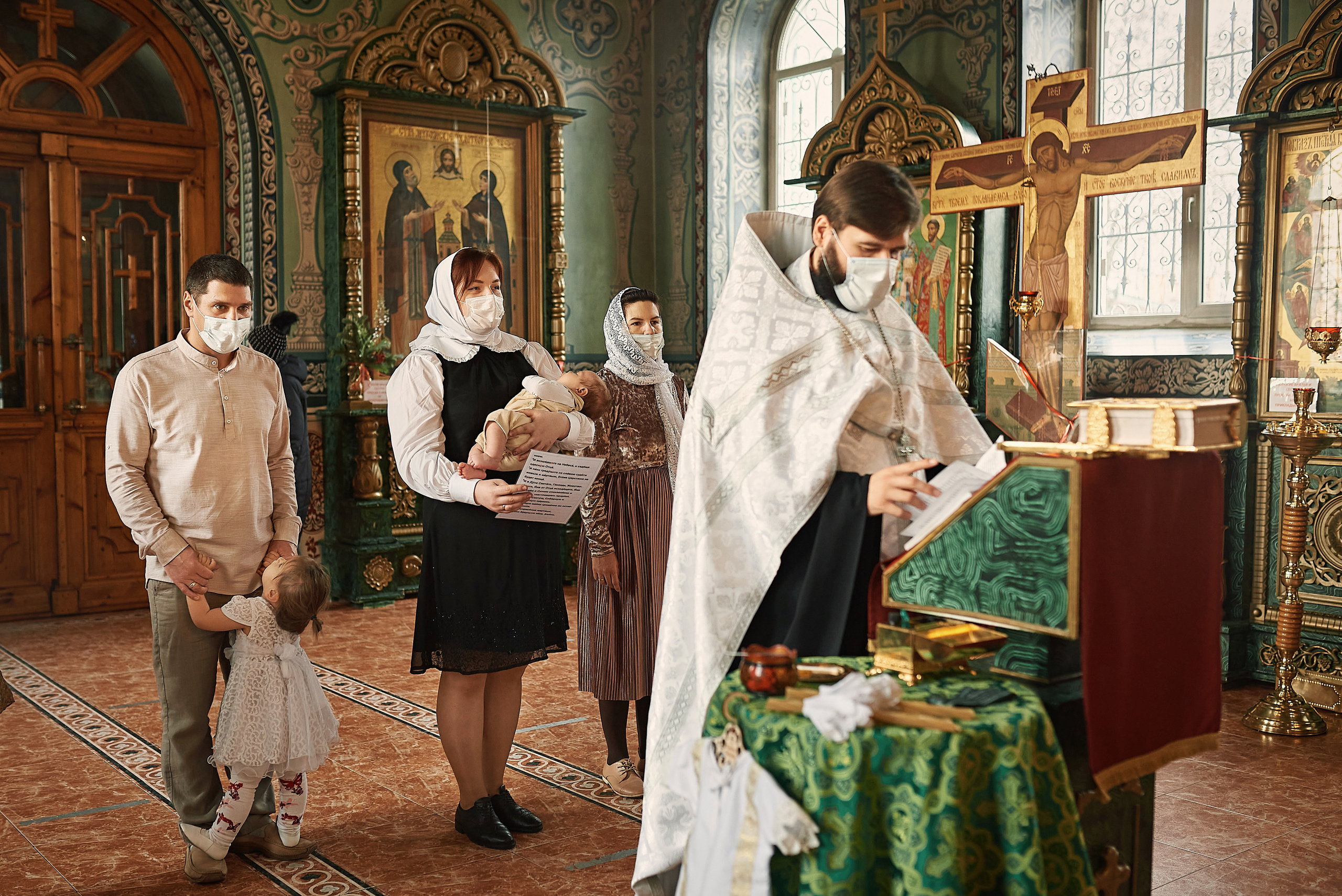 Крещение Евгения в храме преп. Серафима Саровского. Семейный фотограф в Ростове-на-Дону Татьяна Литвинова