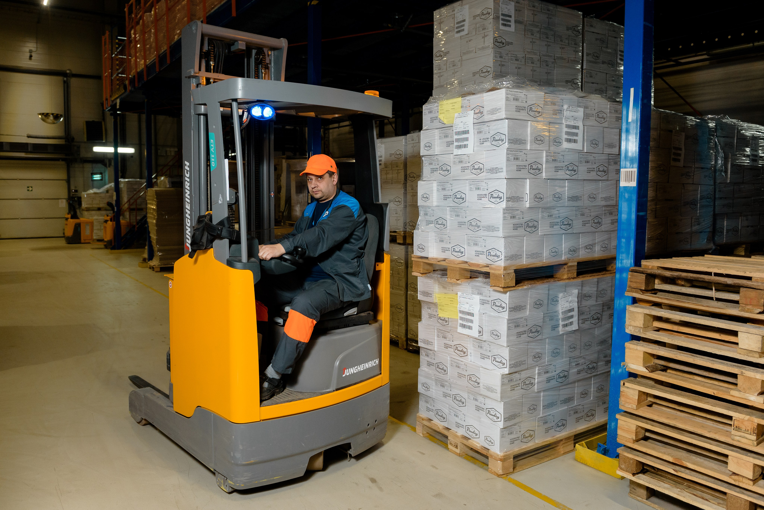 ЗАВОД PAULIG. РЕПОРТАЖНЫЙ И БИЗНЕС ФОТОГРАФ В МОСКВЕ, ЕГОР НИКОЛАЕВ