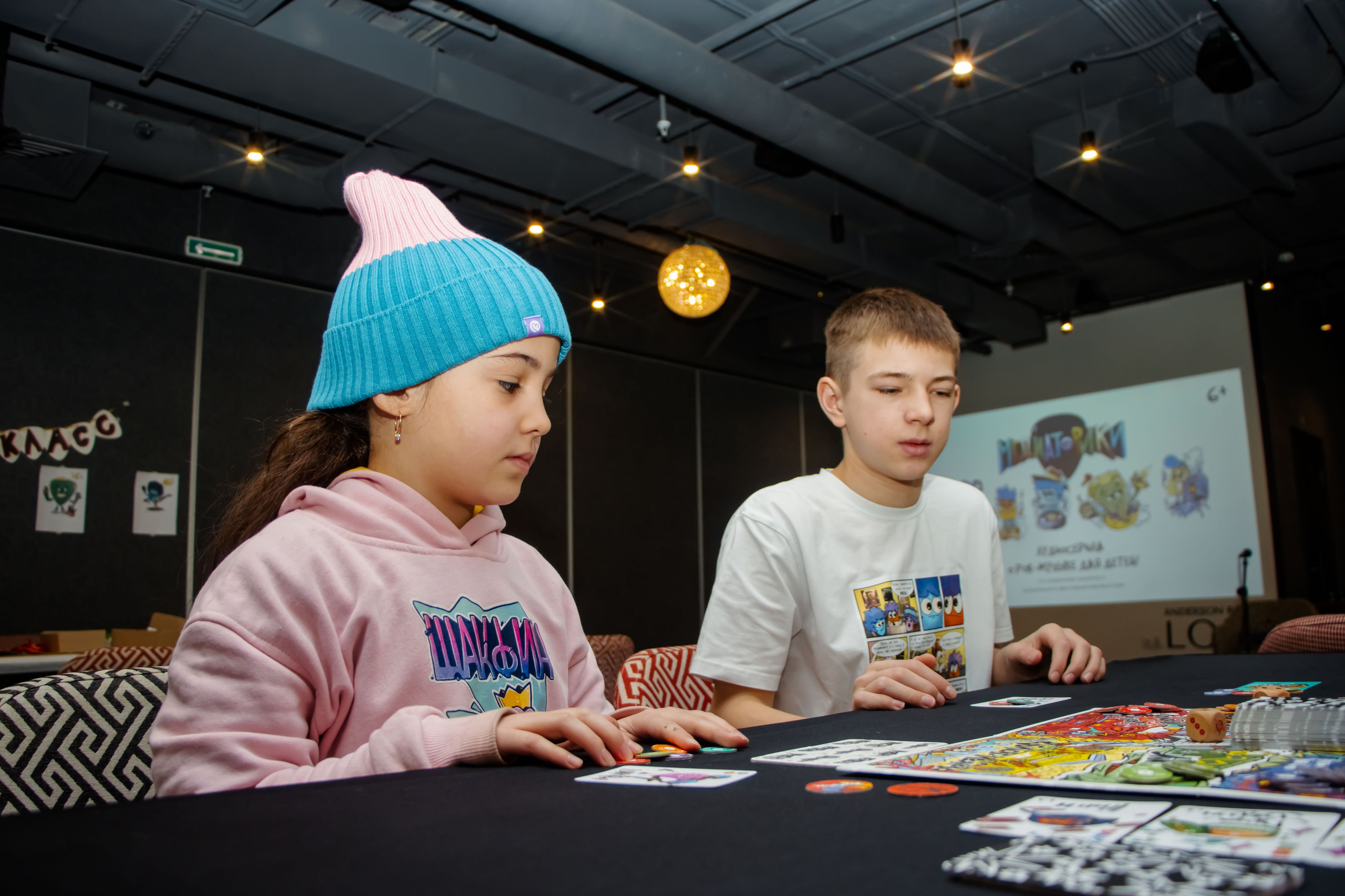 Медиаторики. Репортажный фотограф в Москве Катя Луговая, портретный фотограф и «street» фотограф, фотосессии «под ключ»