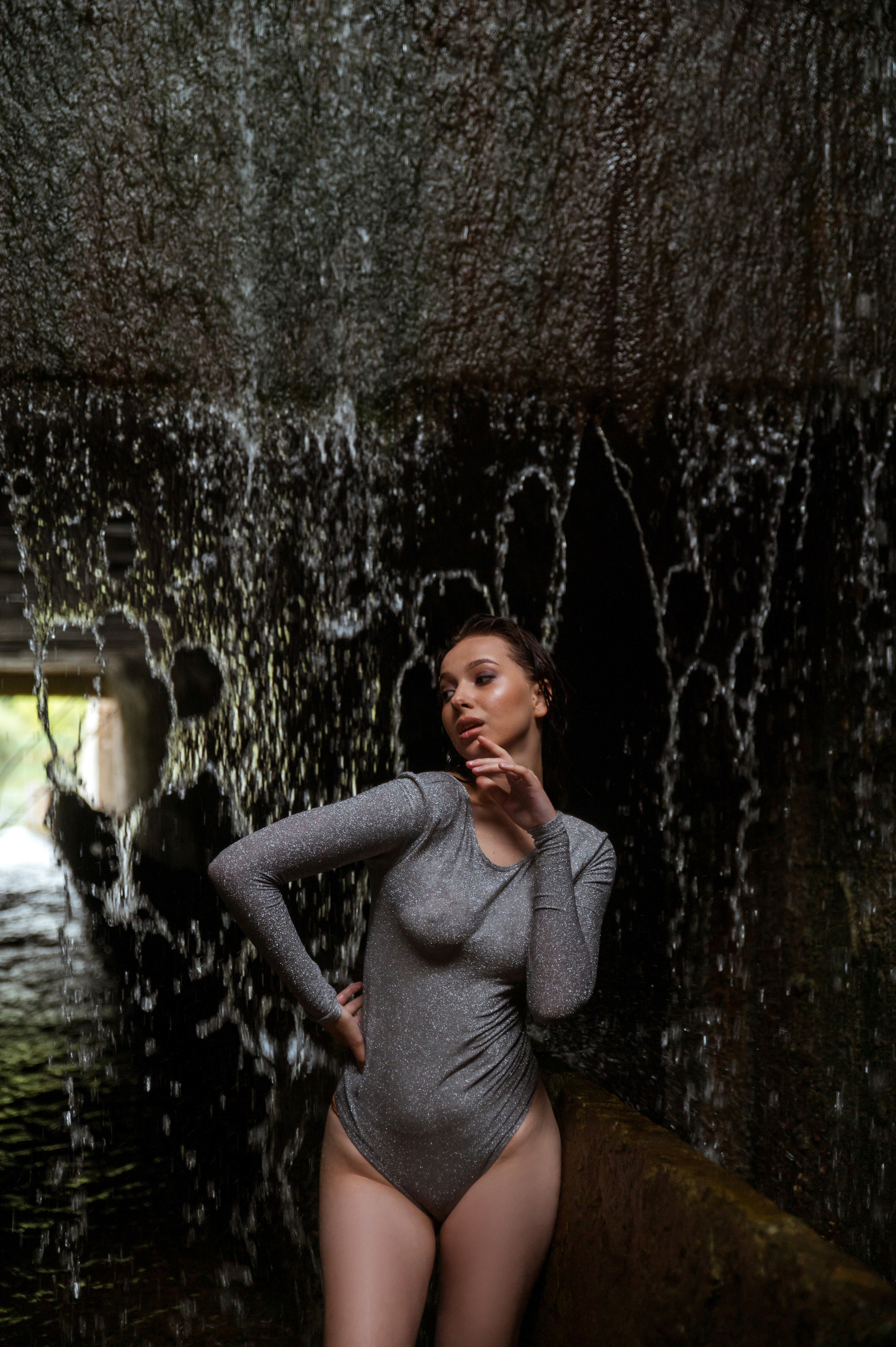 На водопаде. Свадебный и портретный фотограф в Белгороде Олеся Гавшина