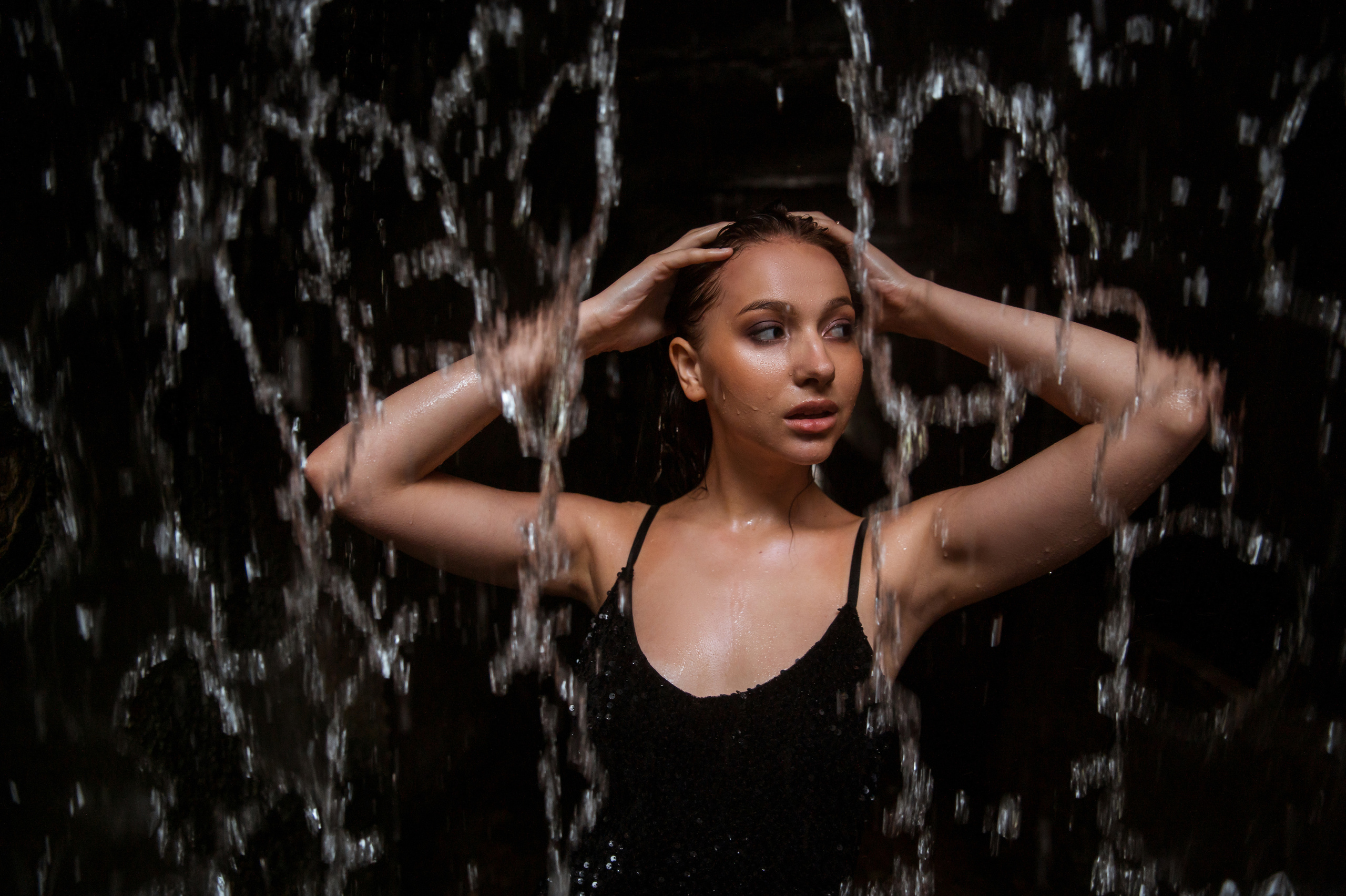 На водопаде. Свадебный и портретный фотограф в Белгороде Олеся Гавшина