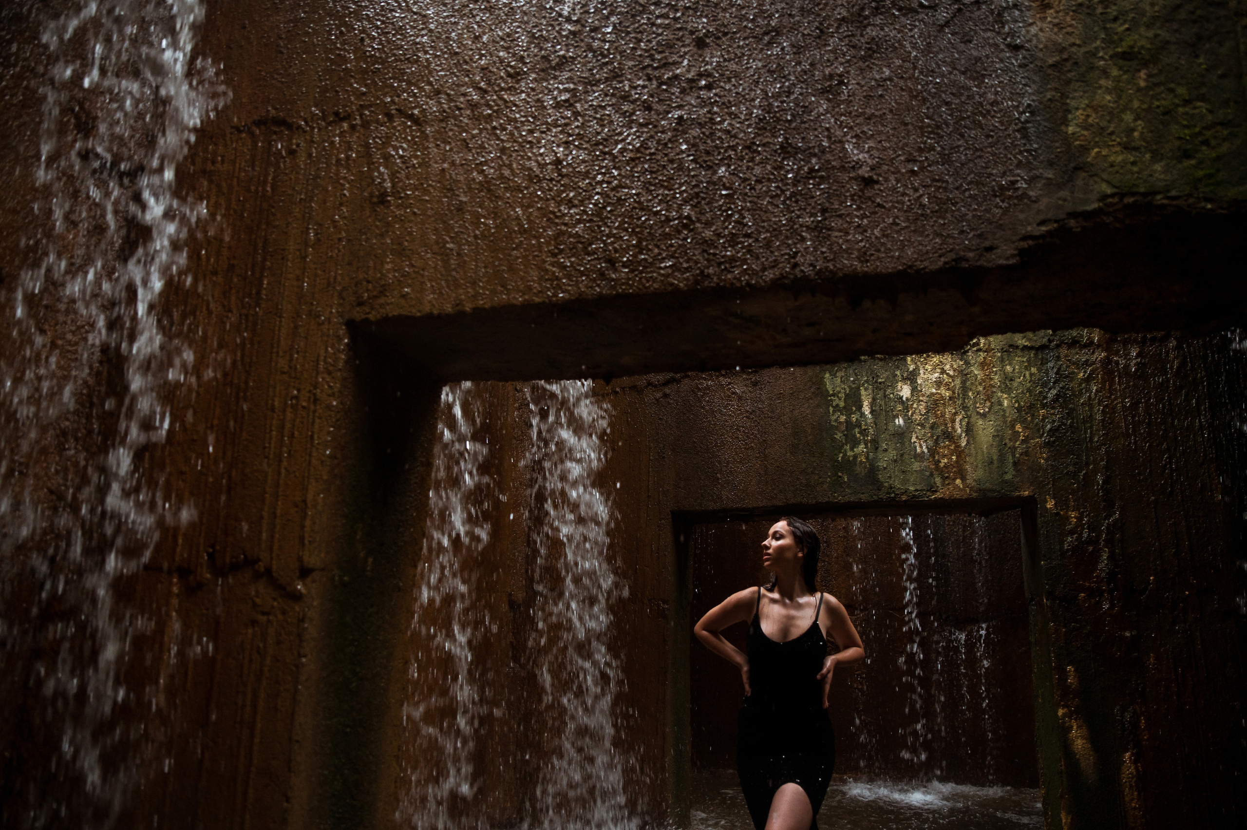 На водопаде. Свадебный и портретный фотограф в Белгороде Олеся Гавшина