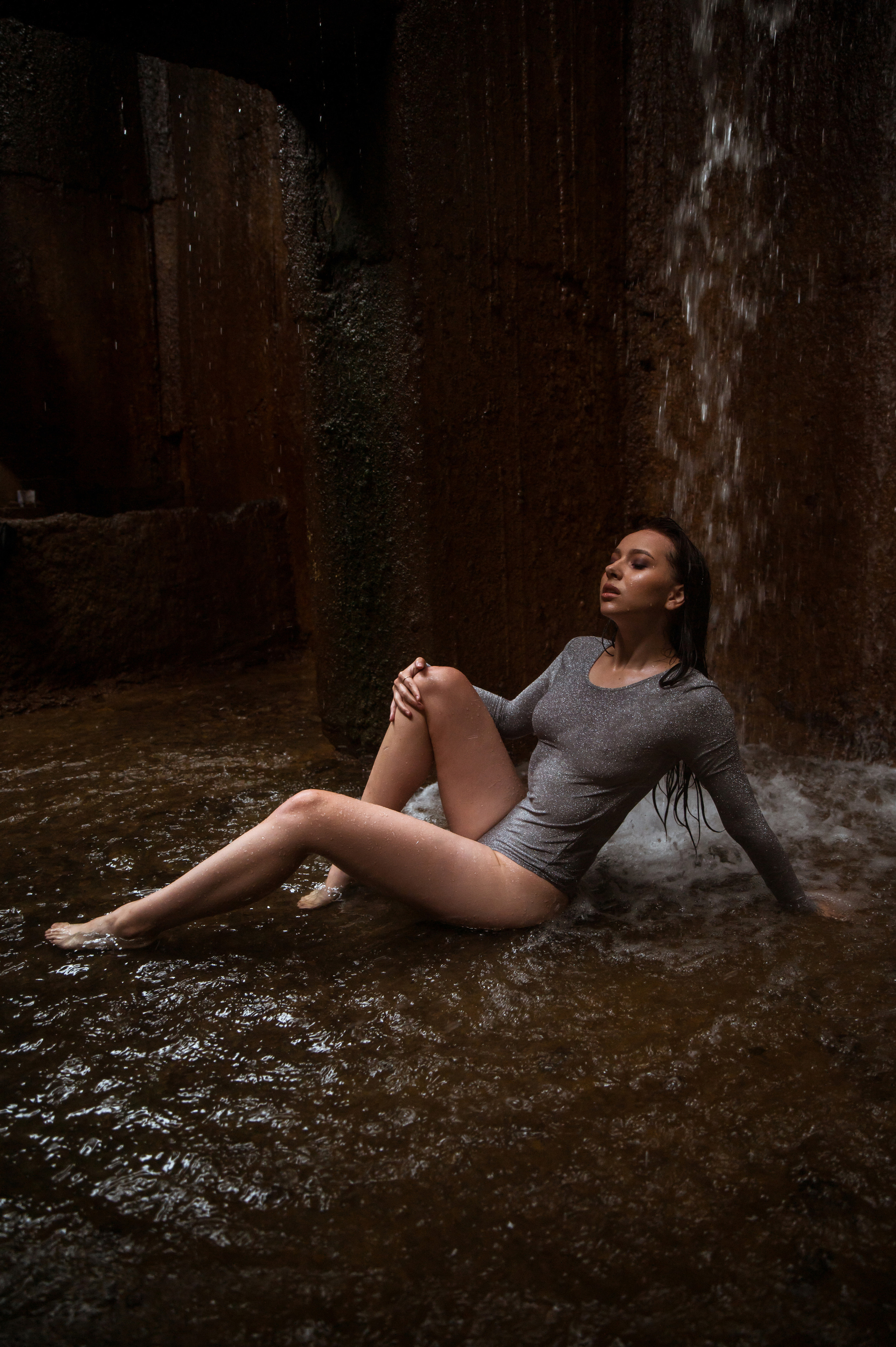 На водопаде. Свадебный и портретный фотограф в Белгороде Олеся Гавшина