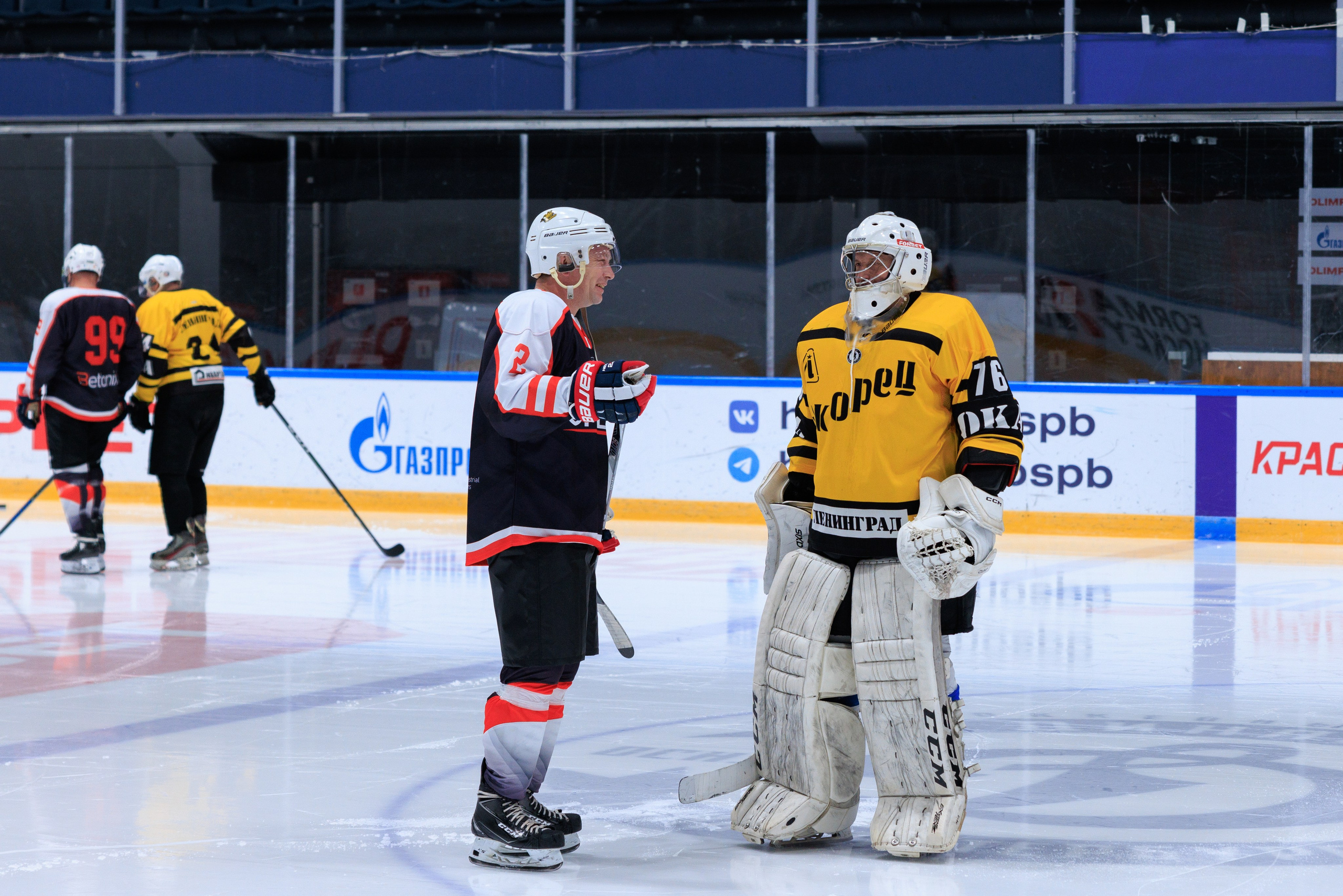 НХЛ Омега — Ижорец (3-2). Фотограф Александр Заломаев