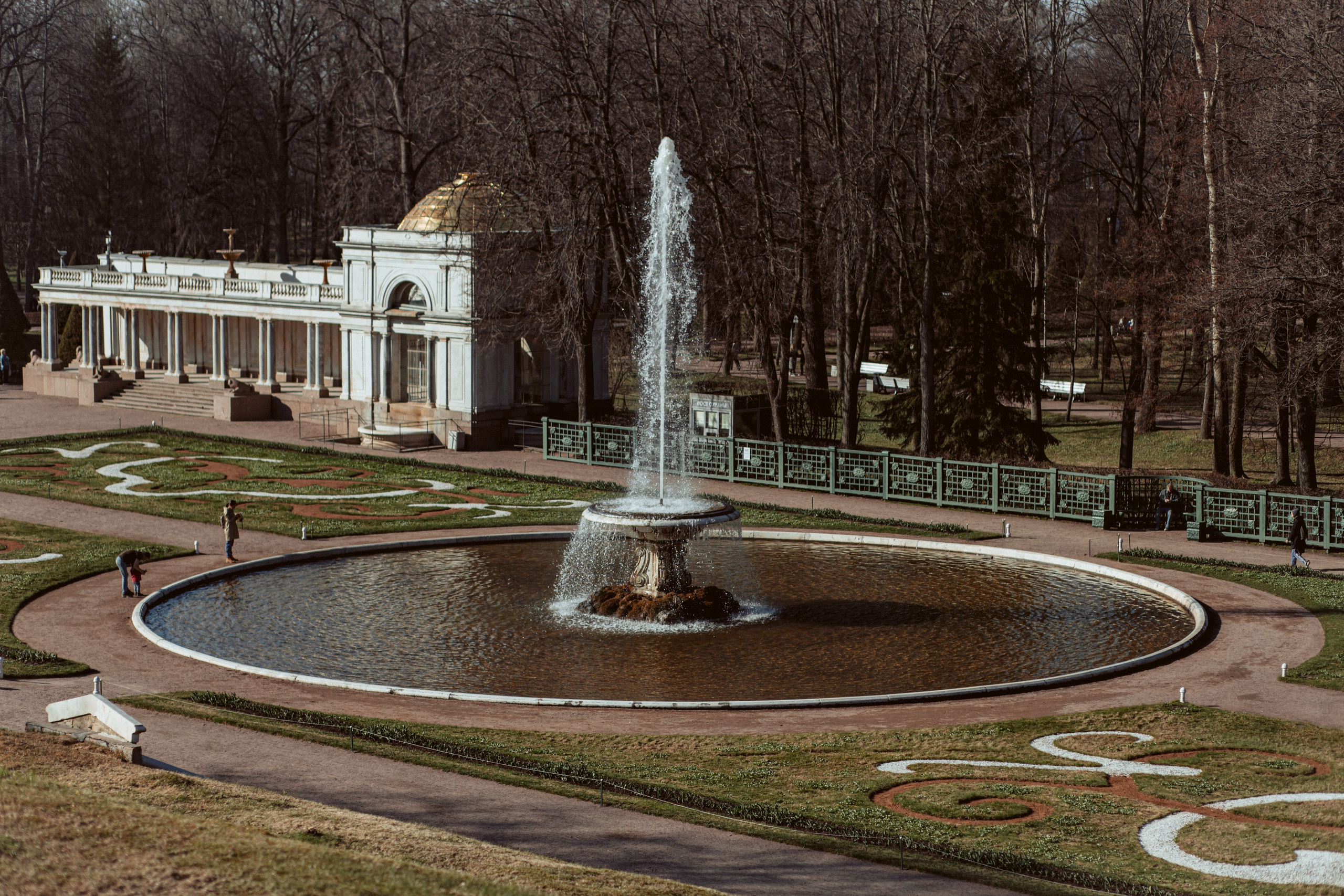 Петергоф нижний парк фото