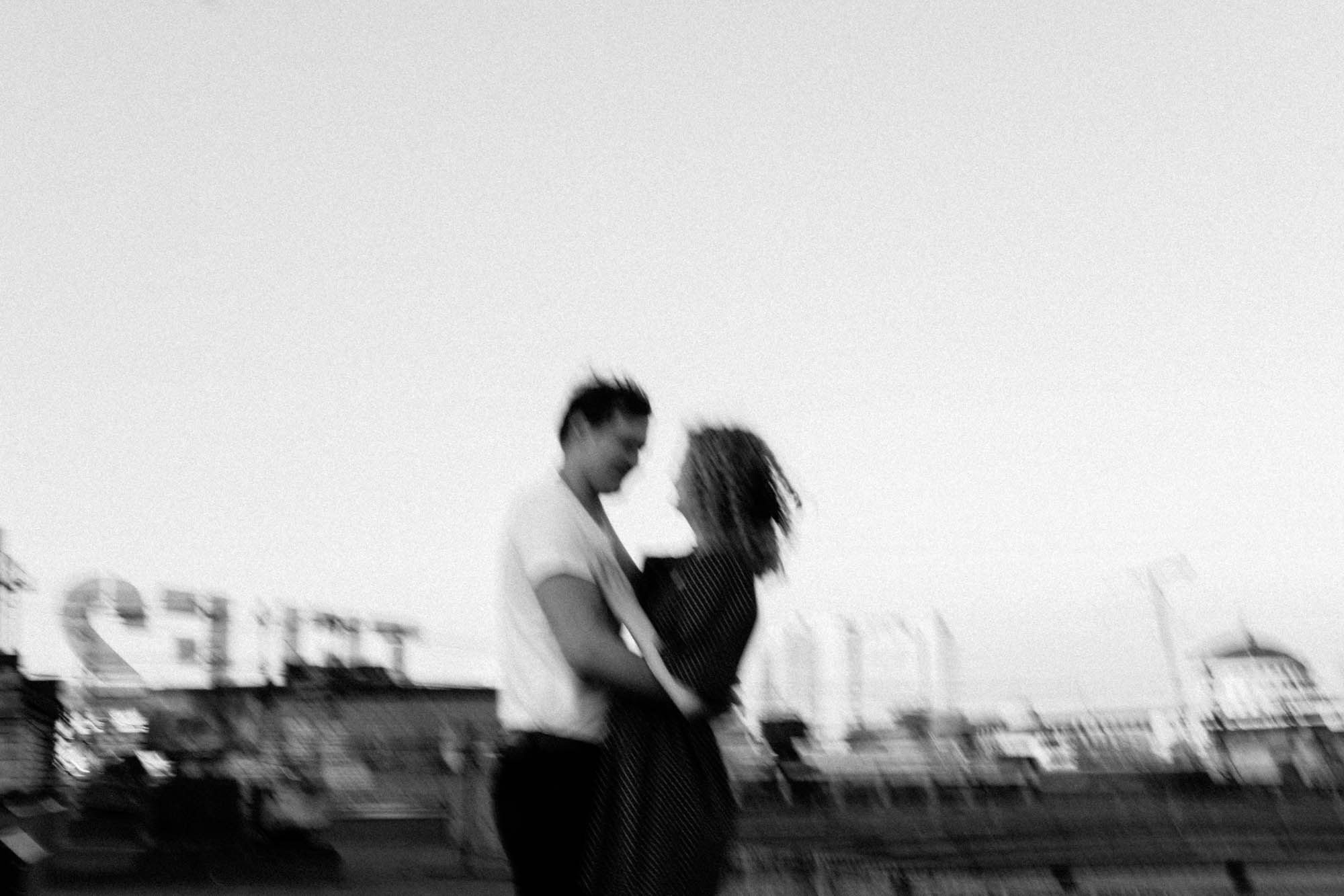 «полезли на крышу?» — «давай!». Свадебный фотограф Александра Тюлякова