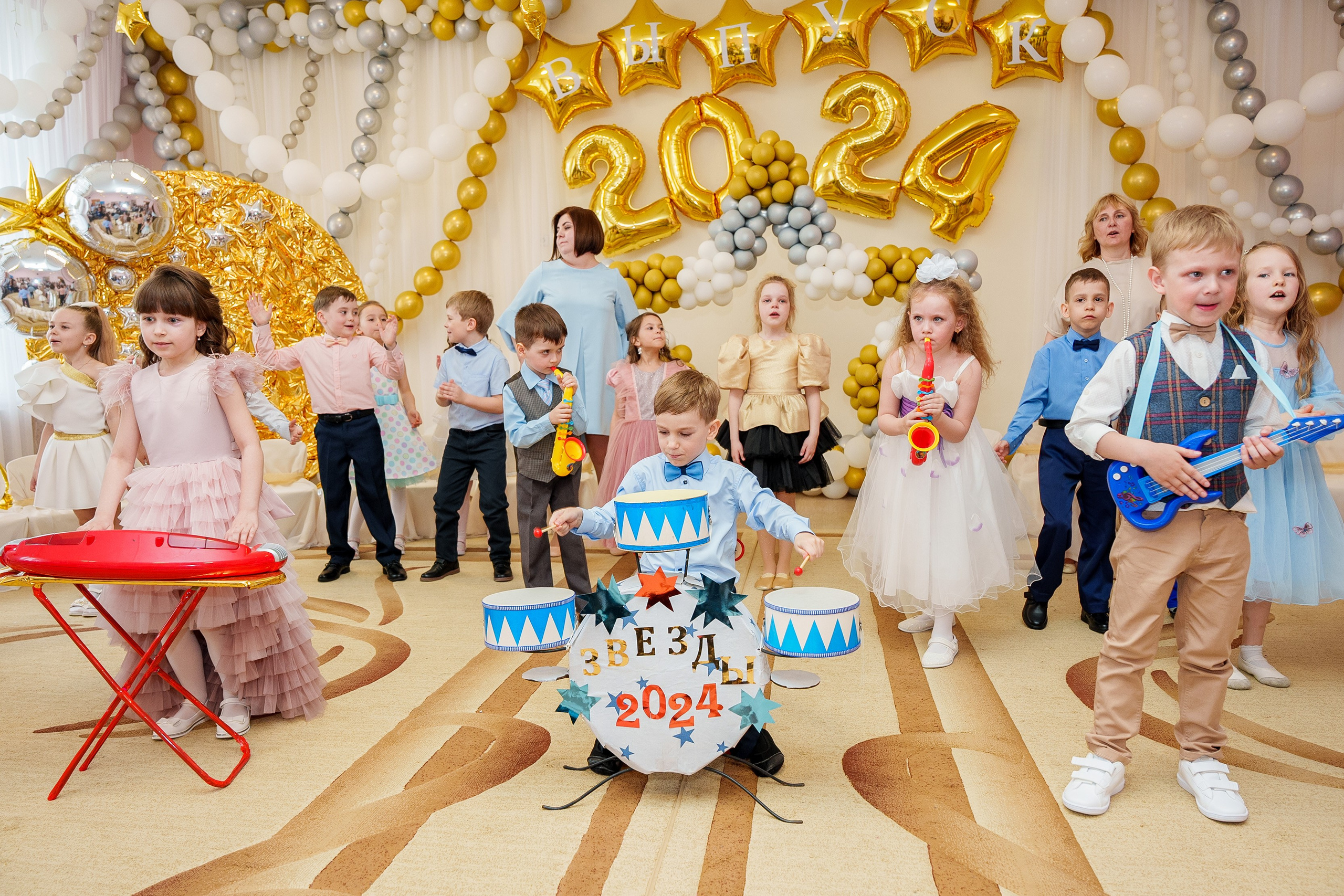 Выпускные в саду. Фотограф Юлия Попова